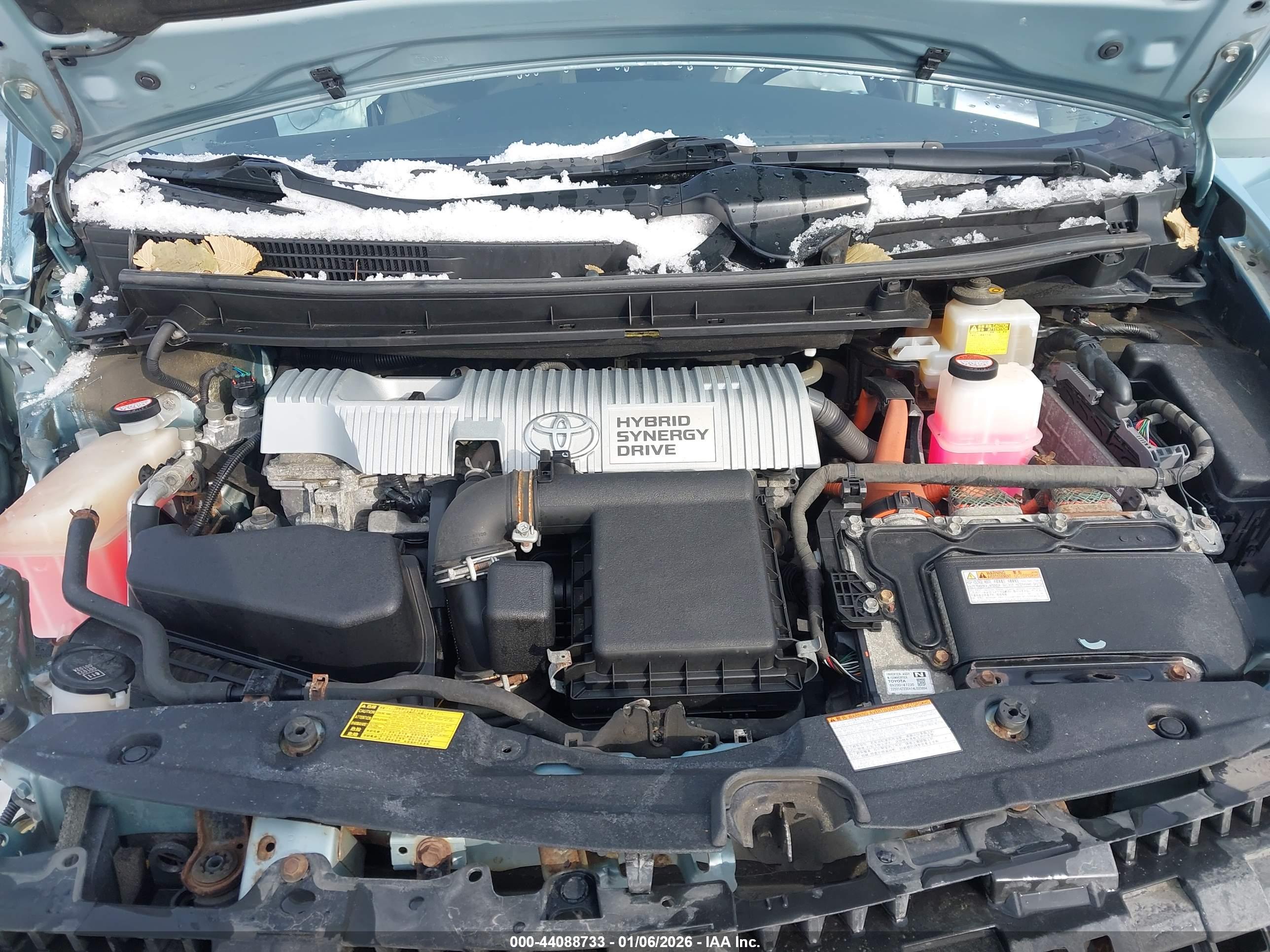 TOYOTA PRIUS image 10