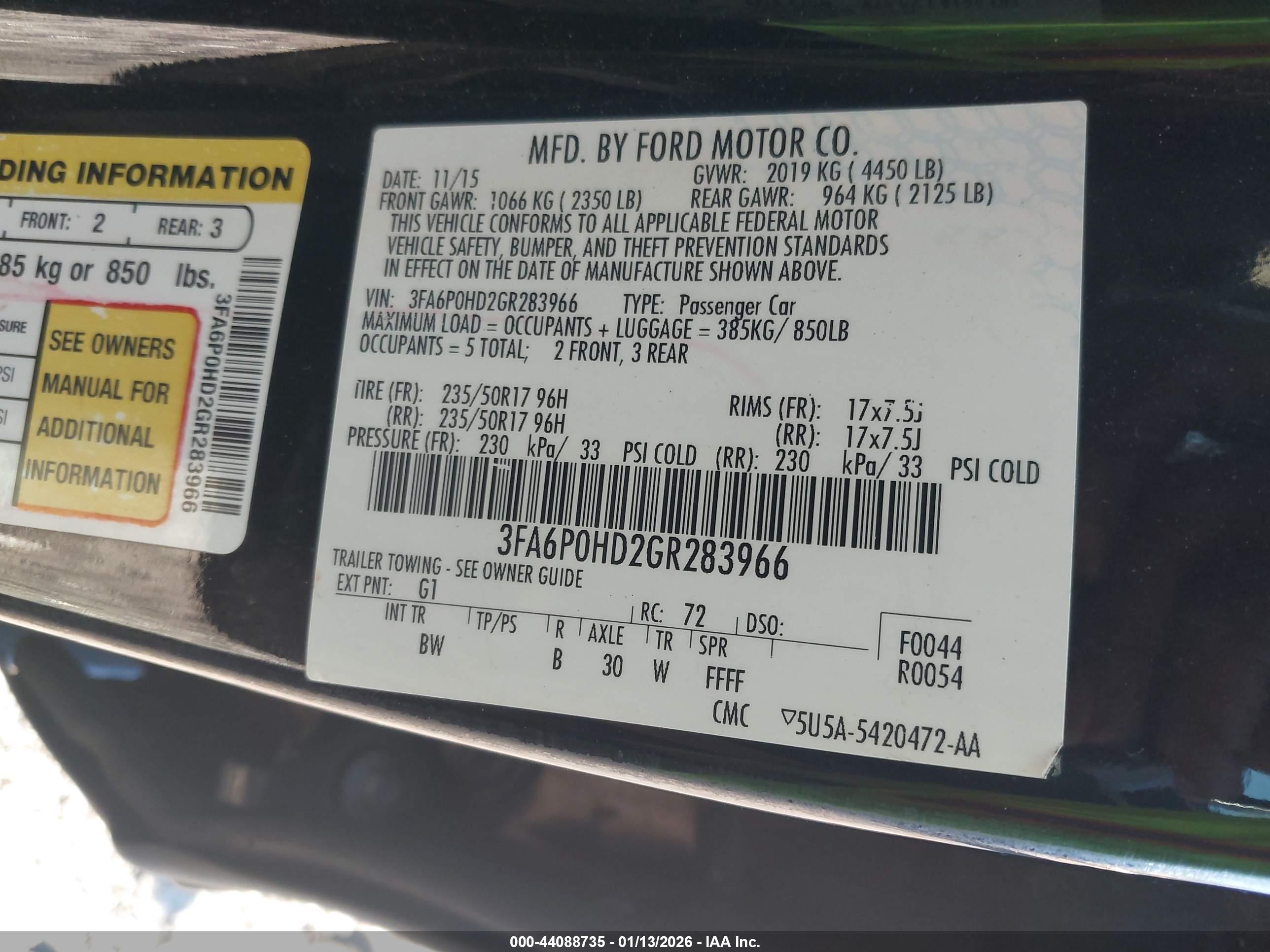 FORD FUSION image 9