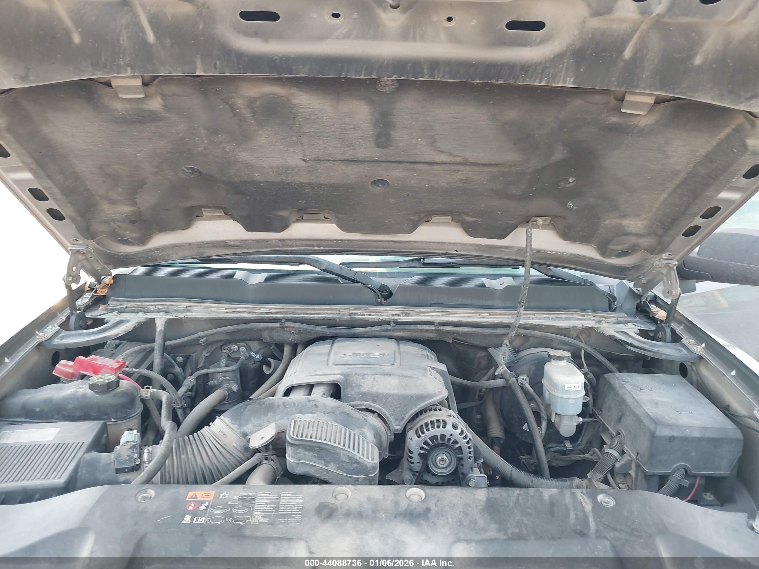 CHEVROLET SILVERADO image 10
