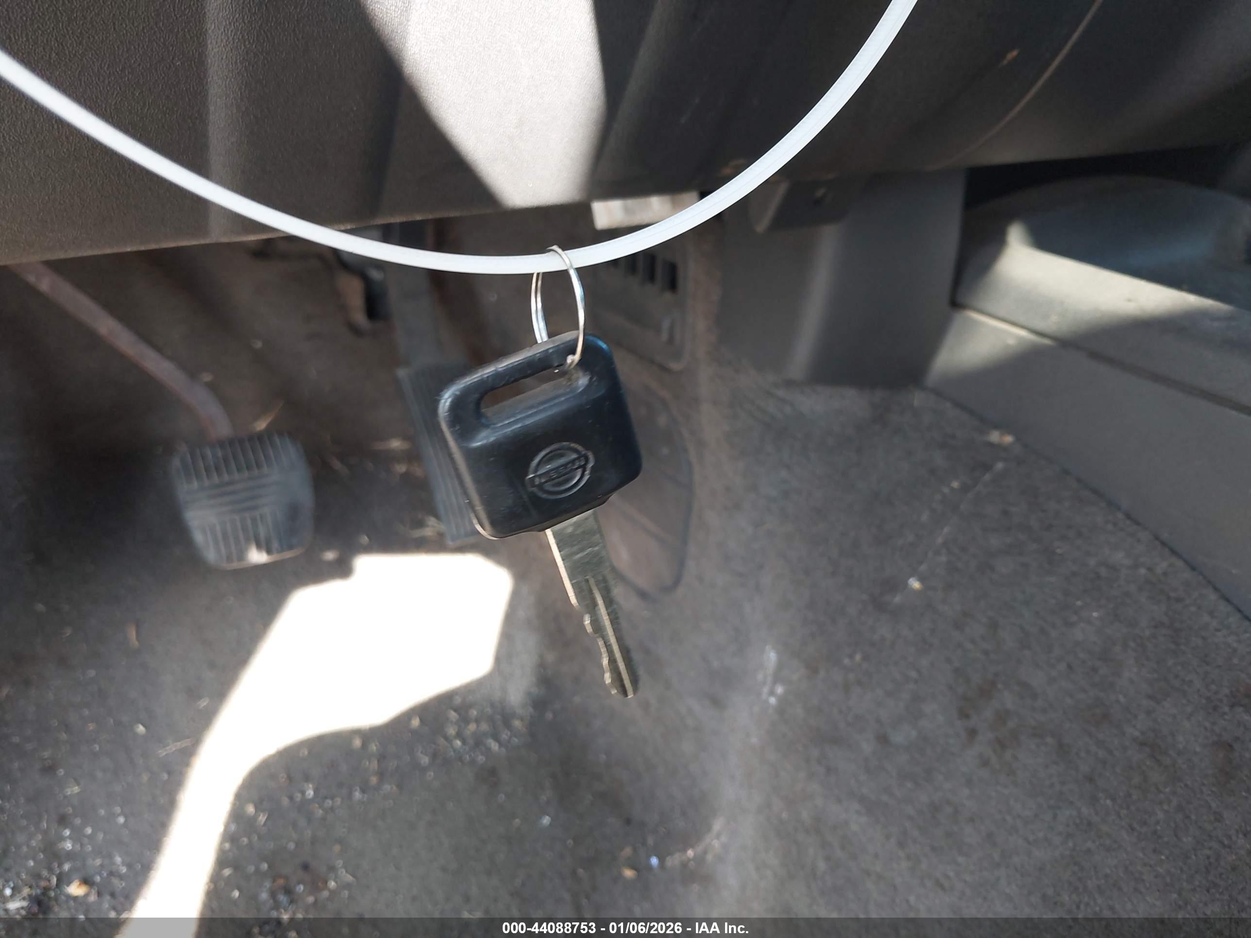 NISSAN FRONTIER image 11