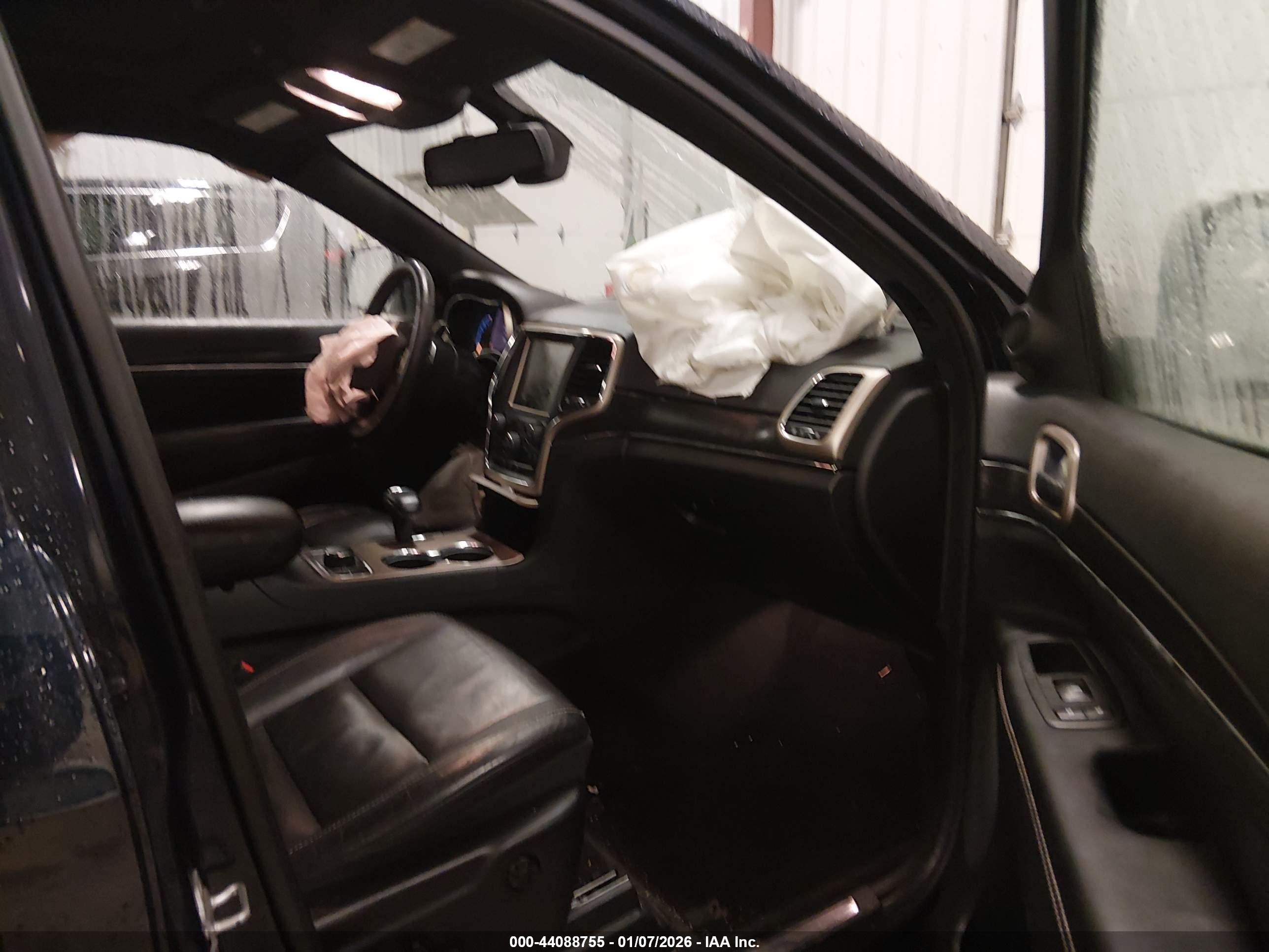 JEEP GRAND image 5