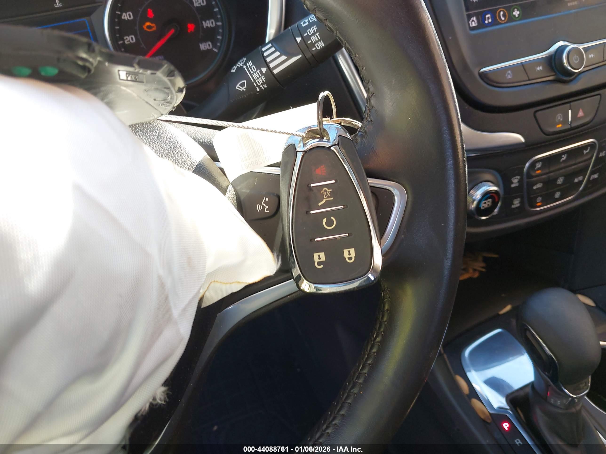 CHEVROLET EQUINOX image 11