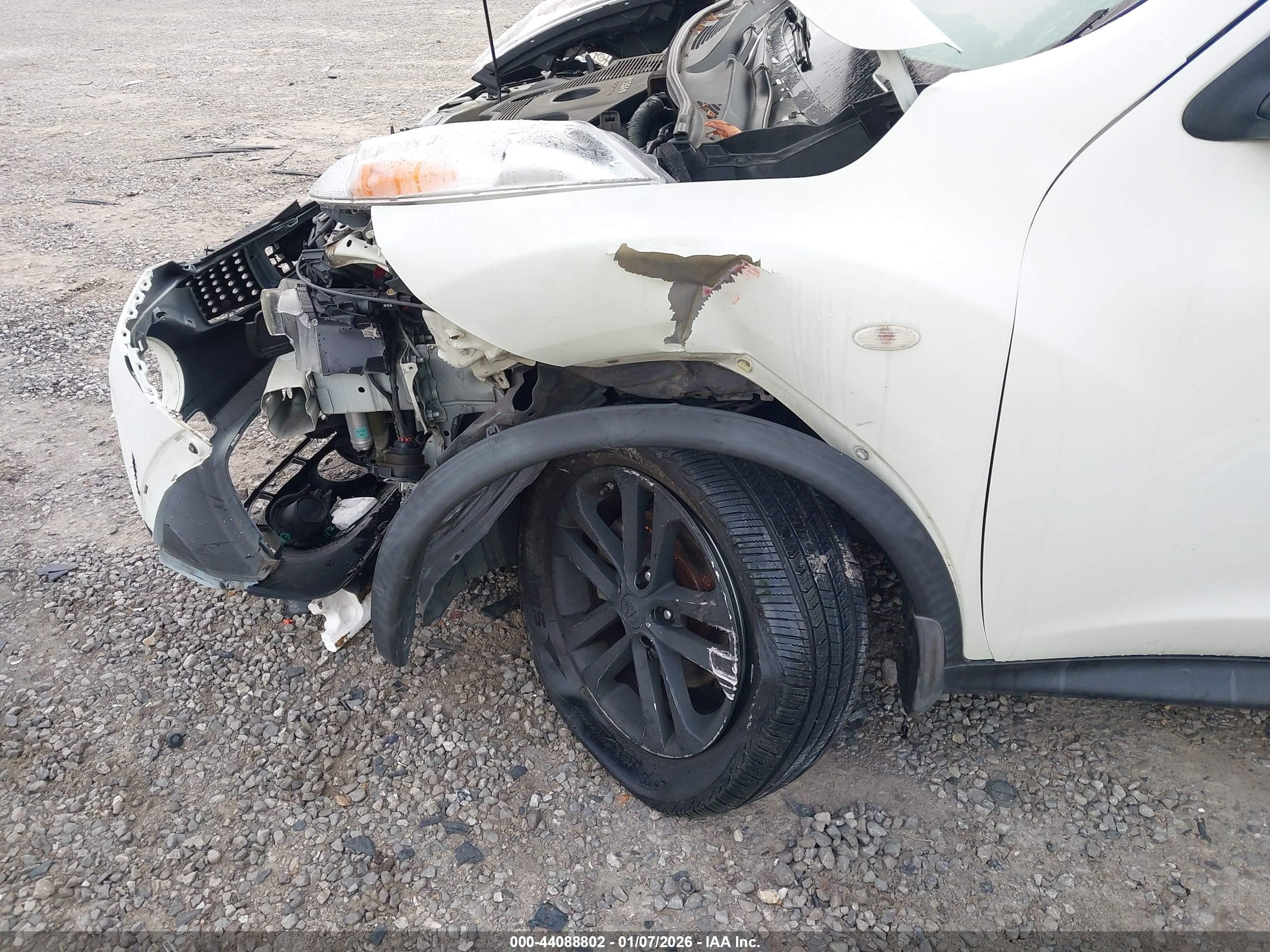 NISSAN JUKE image 6