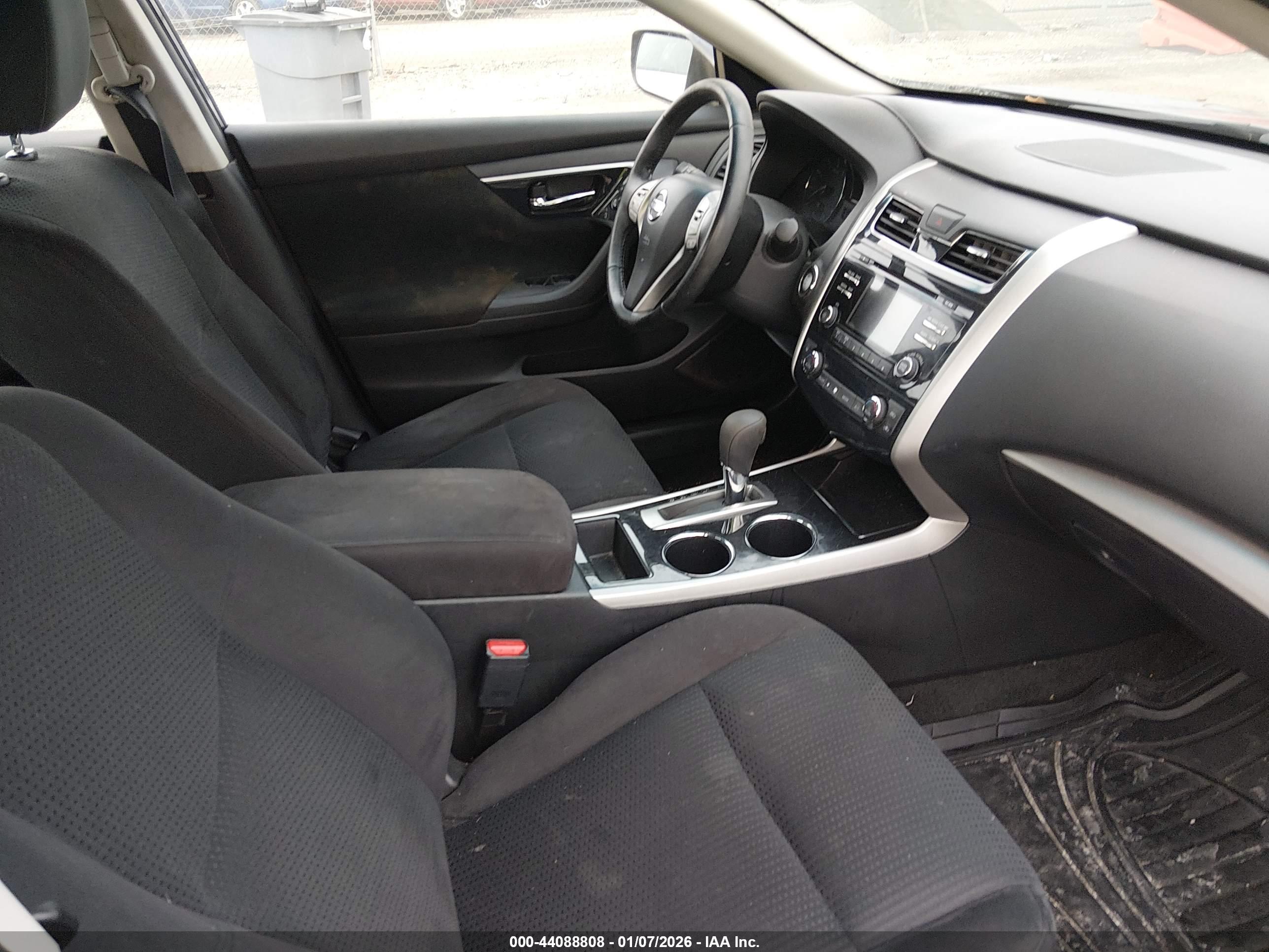 NISSAN ALTIMA image 5