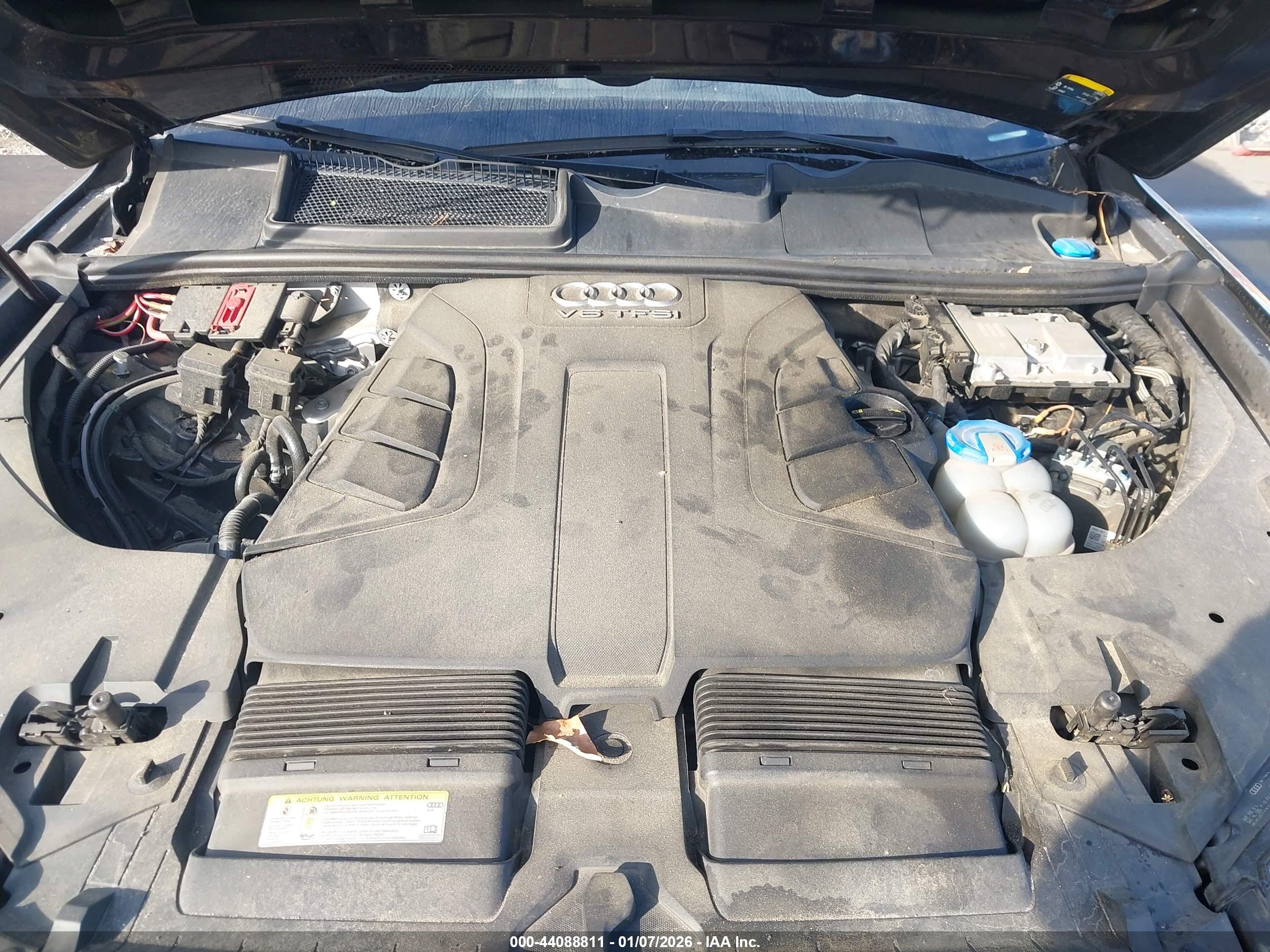 AUDI Q7 image 10