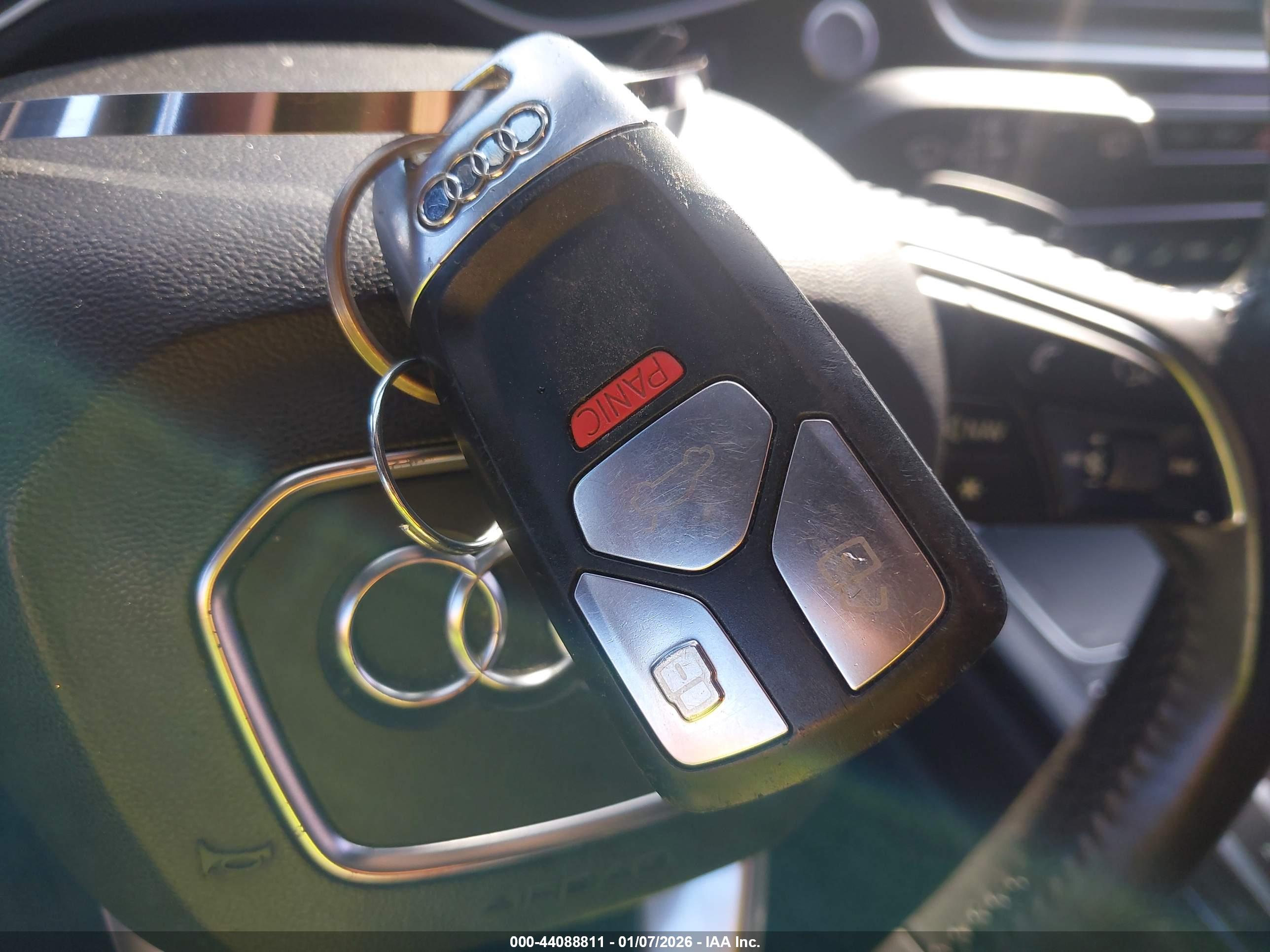 AUDI Q7 image 11