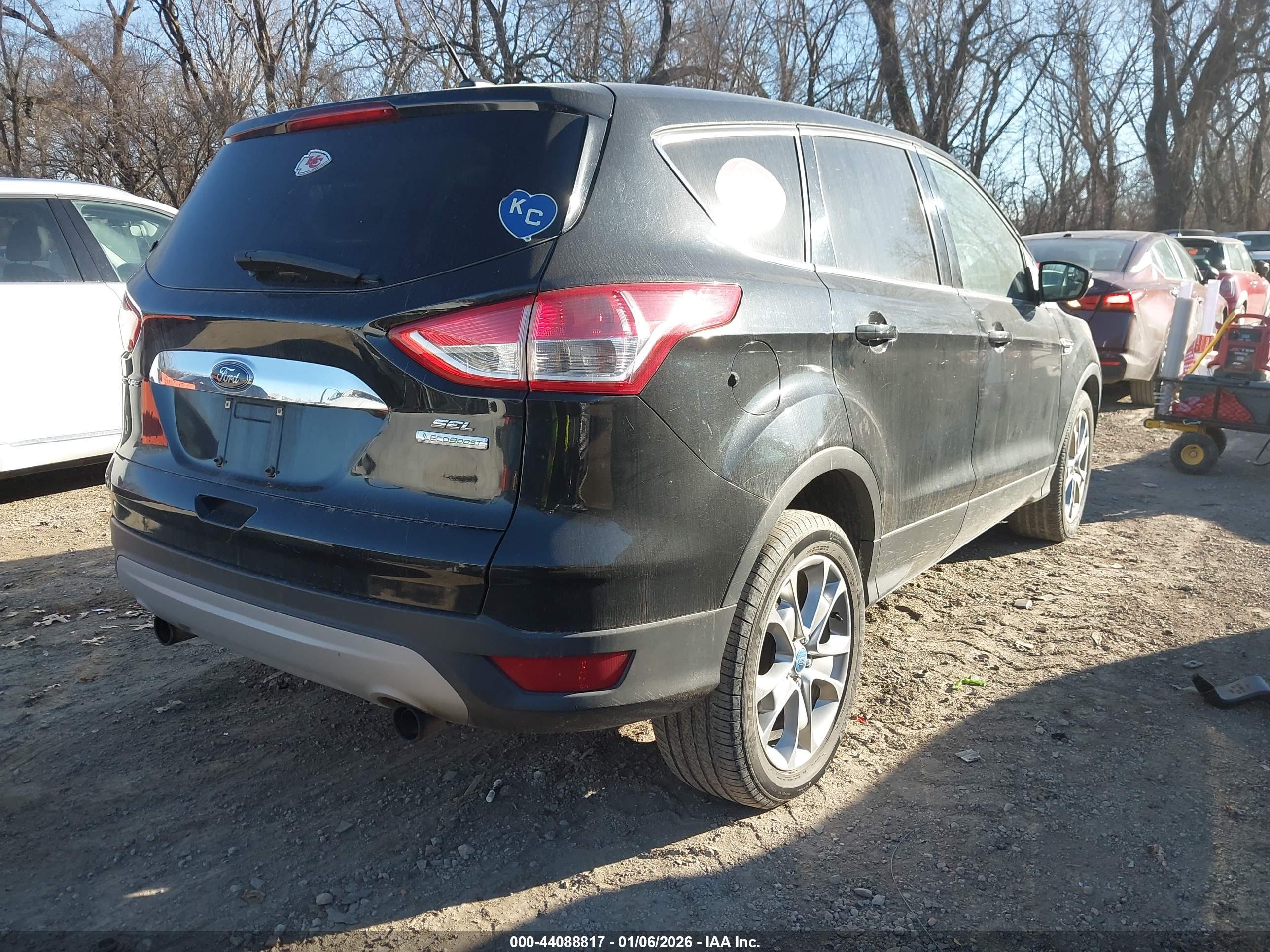 FORD ESCAPE image 4
