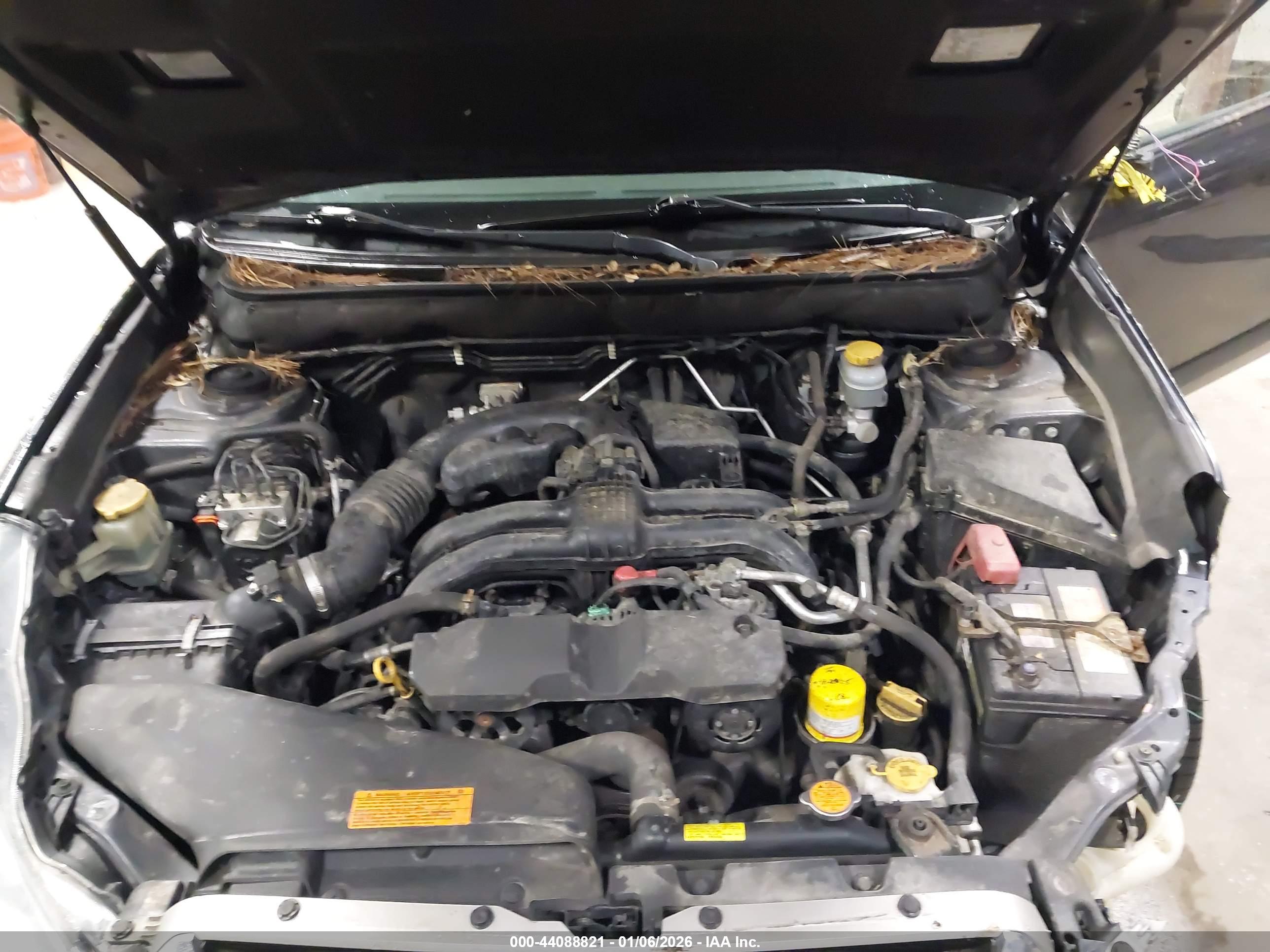 SUBARU OUTBACK image 10