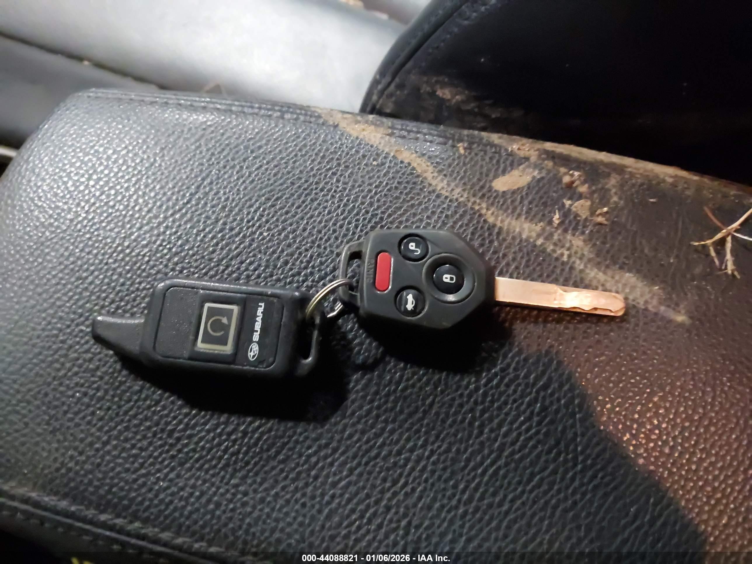 SUBARU OUTBACK image 11