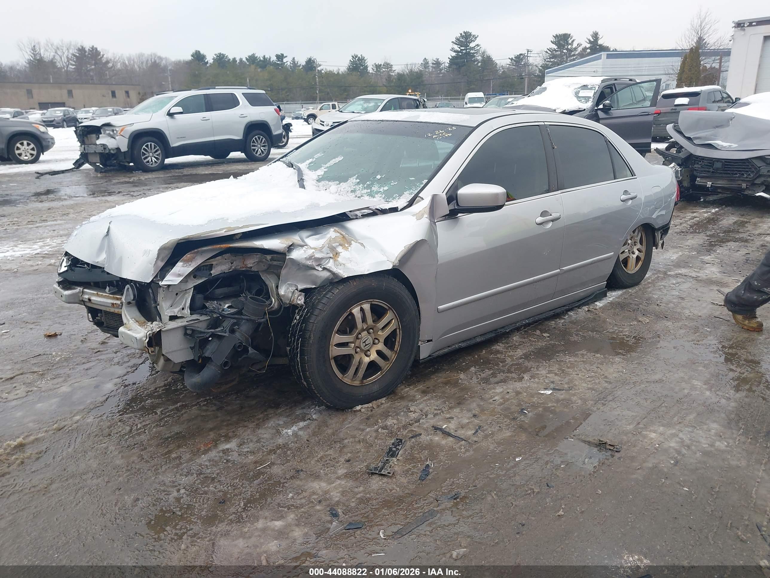 HONDA ACCORD image 2