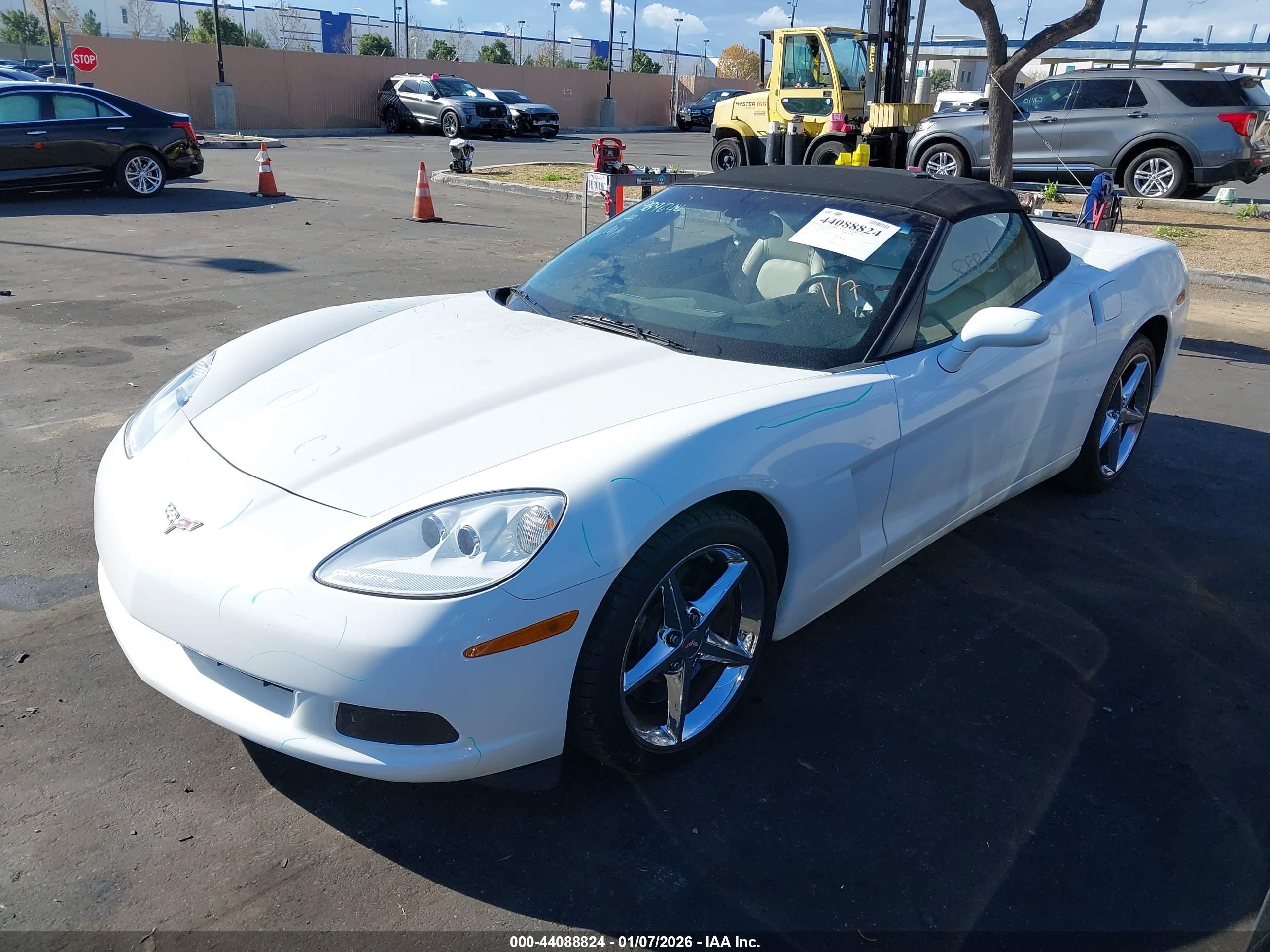 CHEVROLET CORVETTE image 2