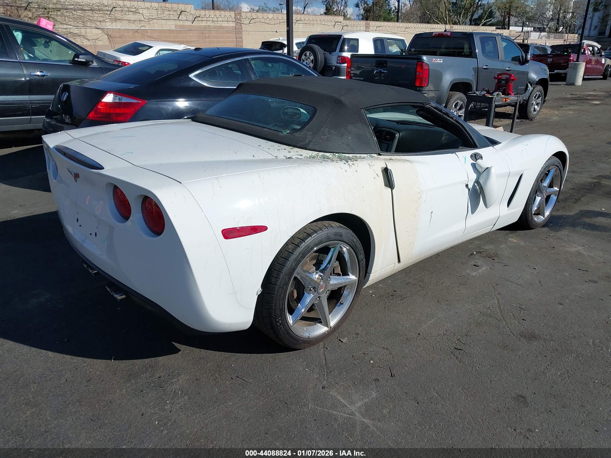 CHEVROLET CORVETTE image 4