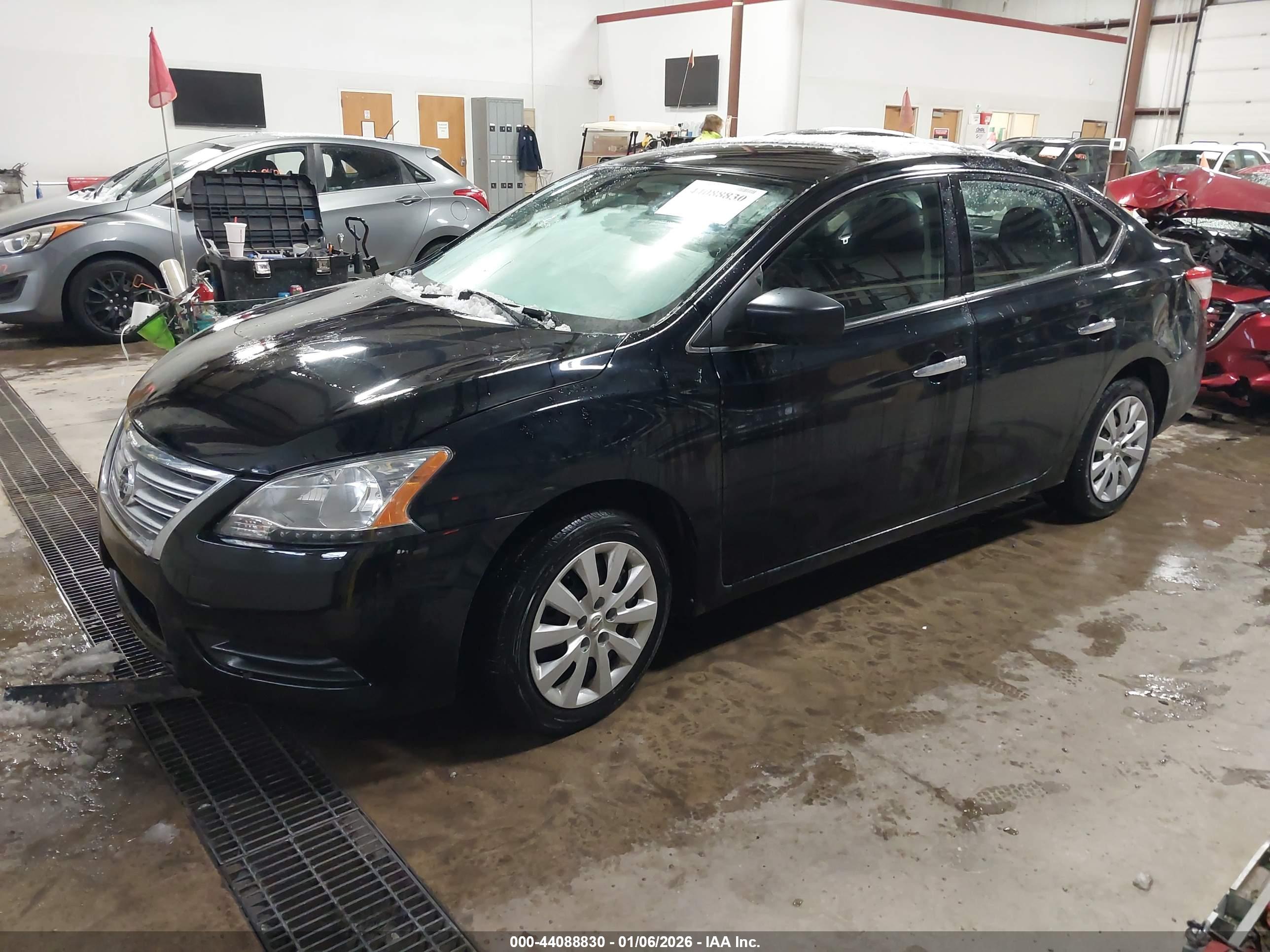NISSAN SENTRA image 2