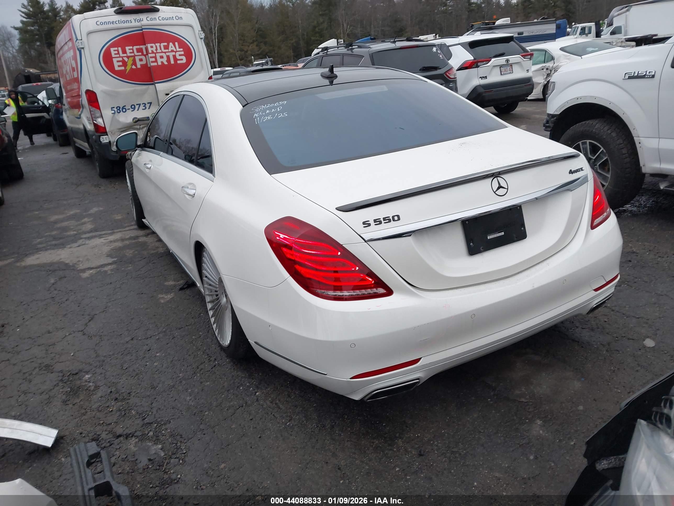 MERCEDES-BENZ S image 3