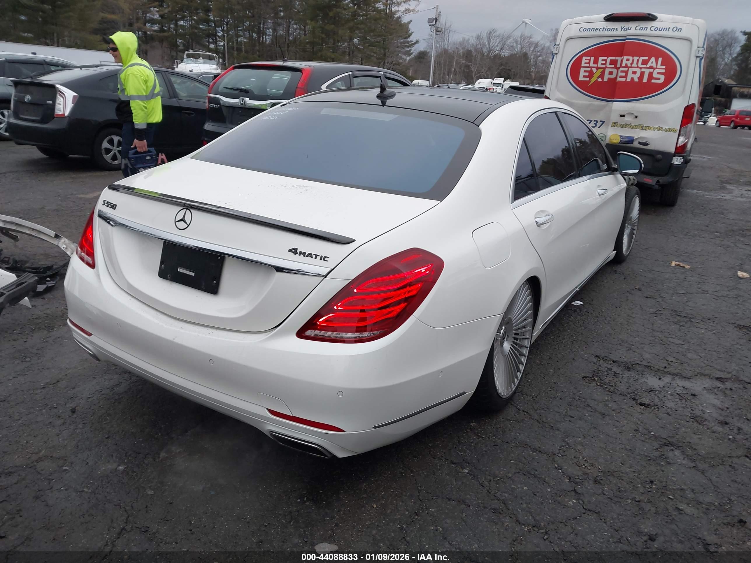 MERCEDES-BENZ S image 4
