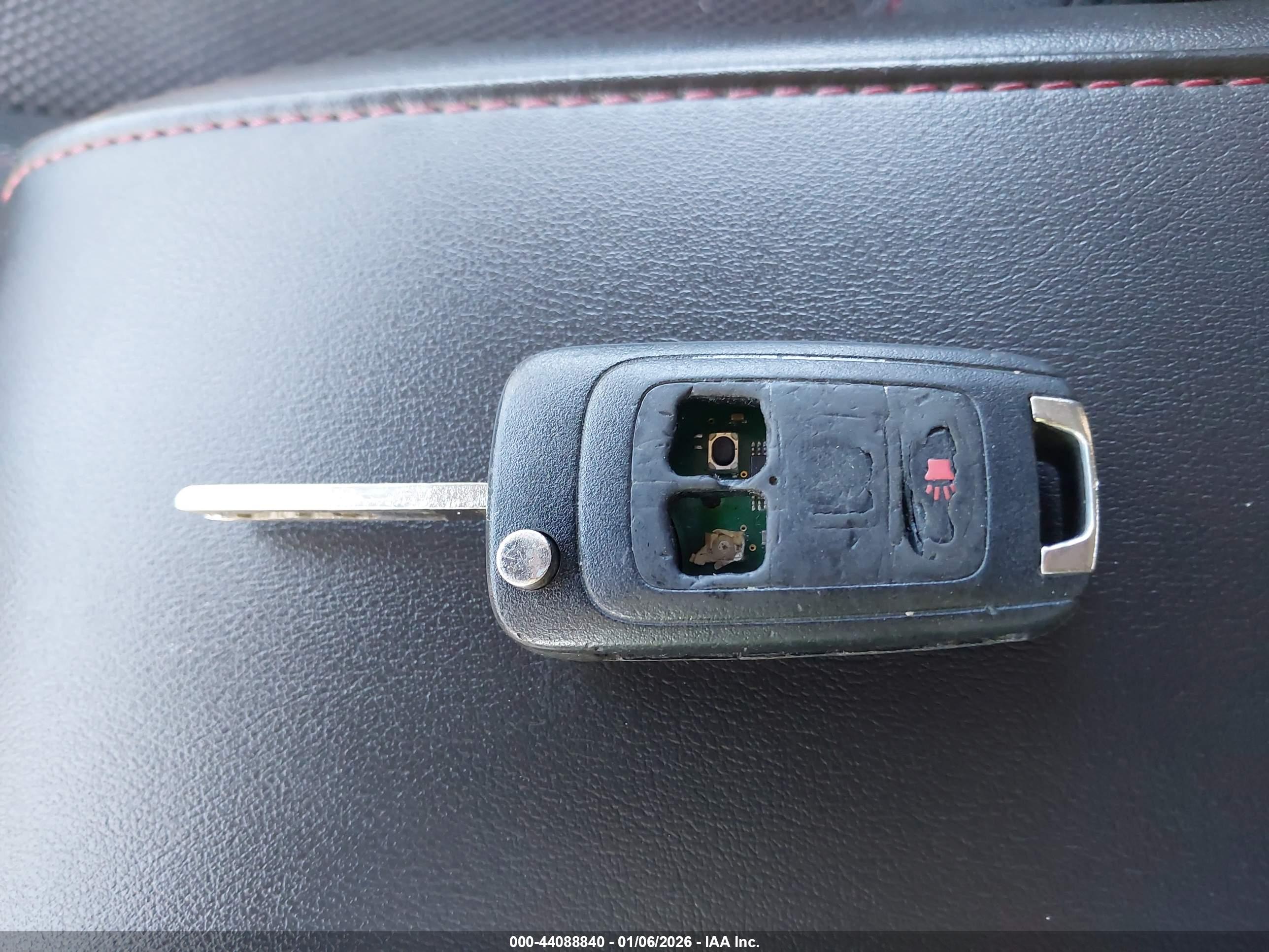 GMC TERRAIN image 11
