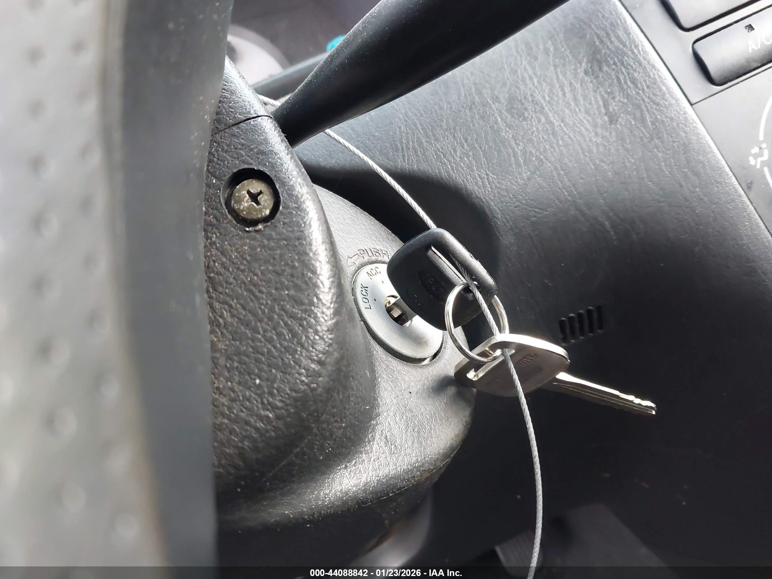 TOYOTA COROLLA image 11