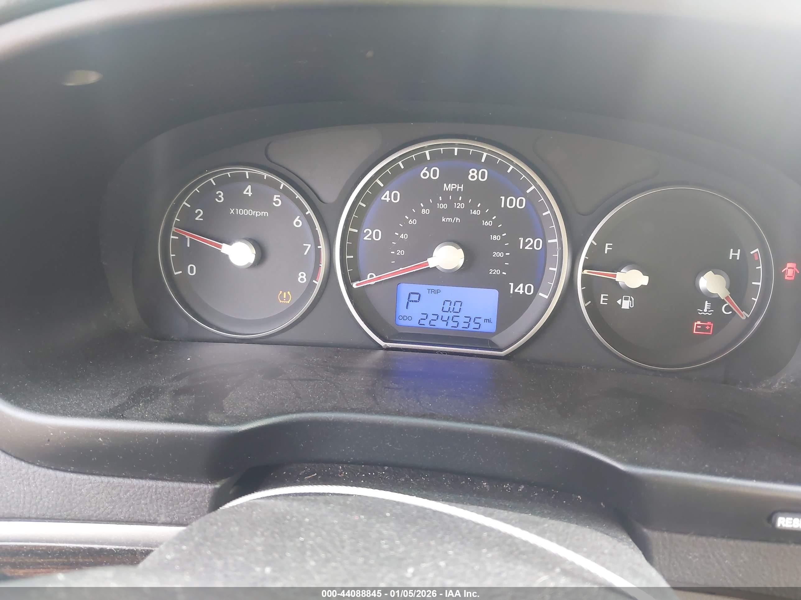 HYUNDAI SANTA image 7