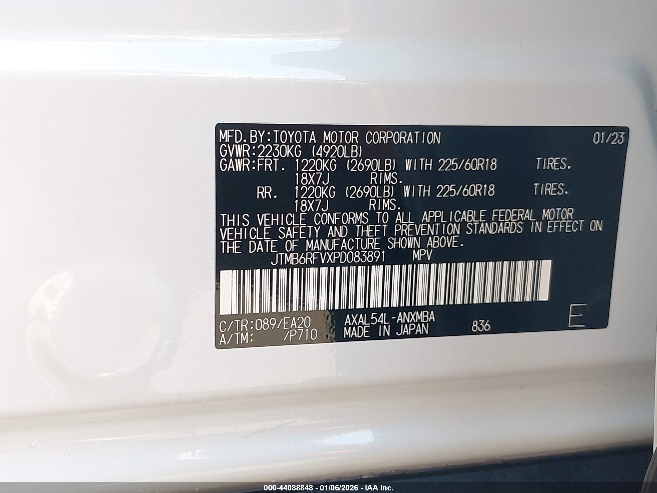 TOYOTA RAV4 image 9