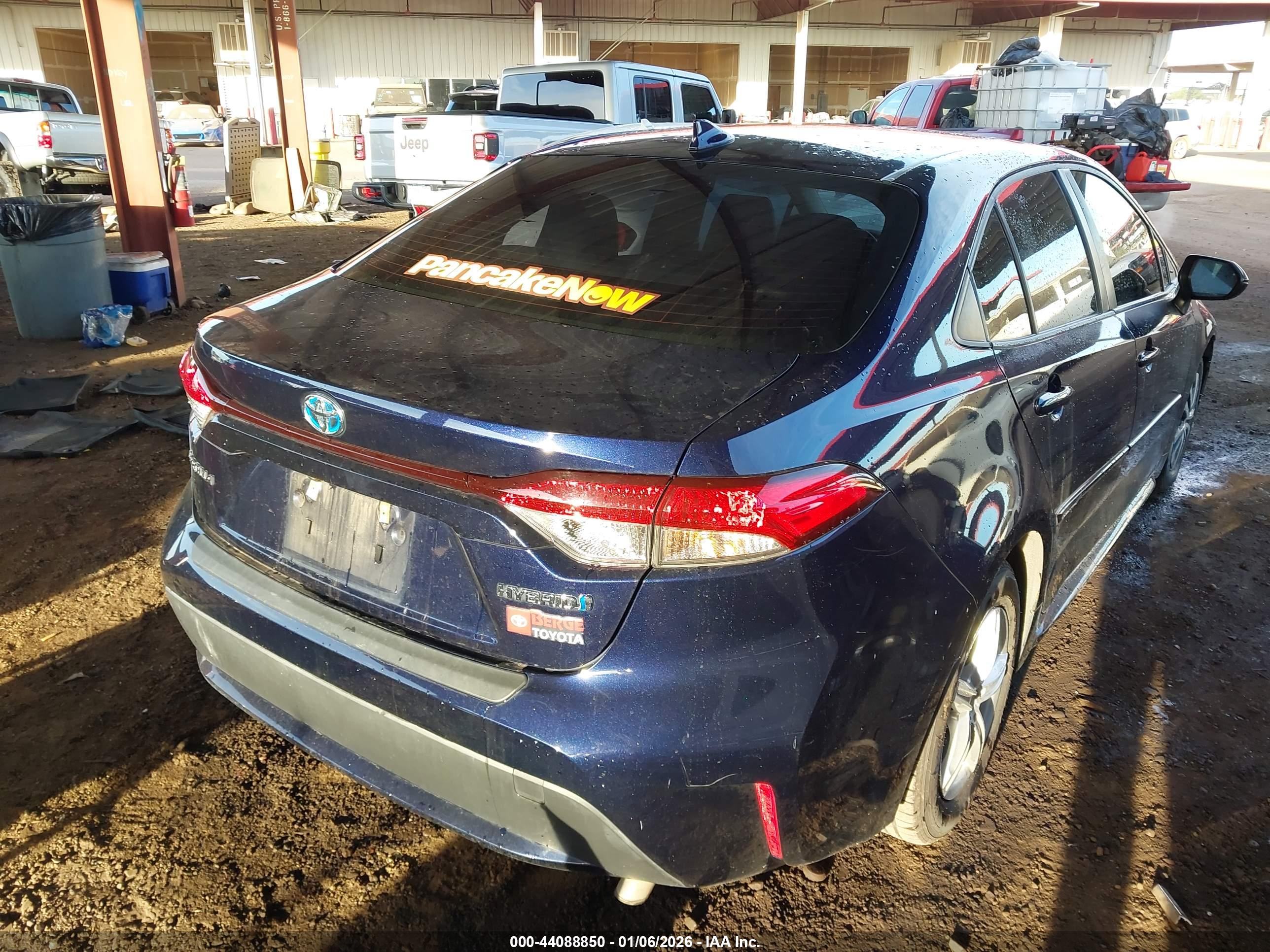 TOYOTA COROLLA image 4