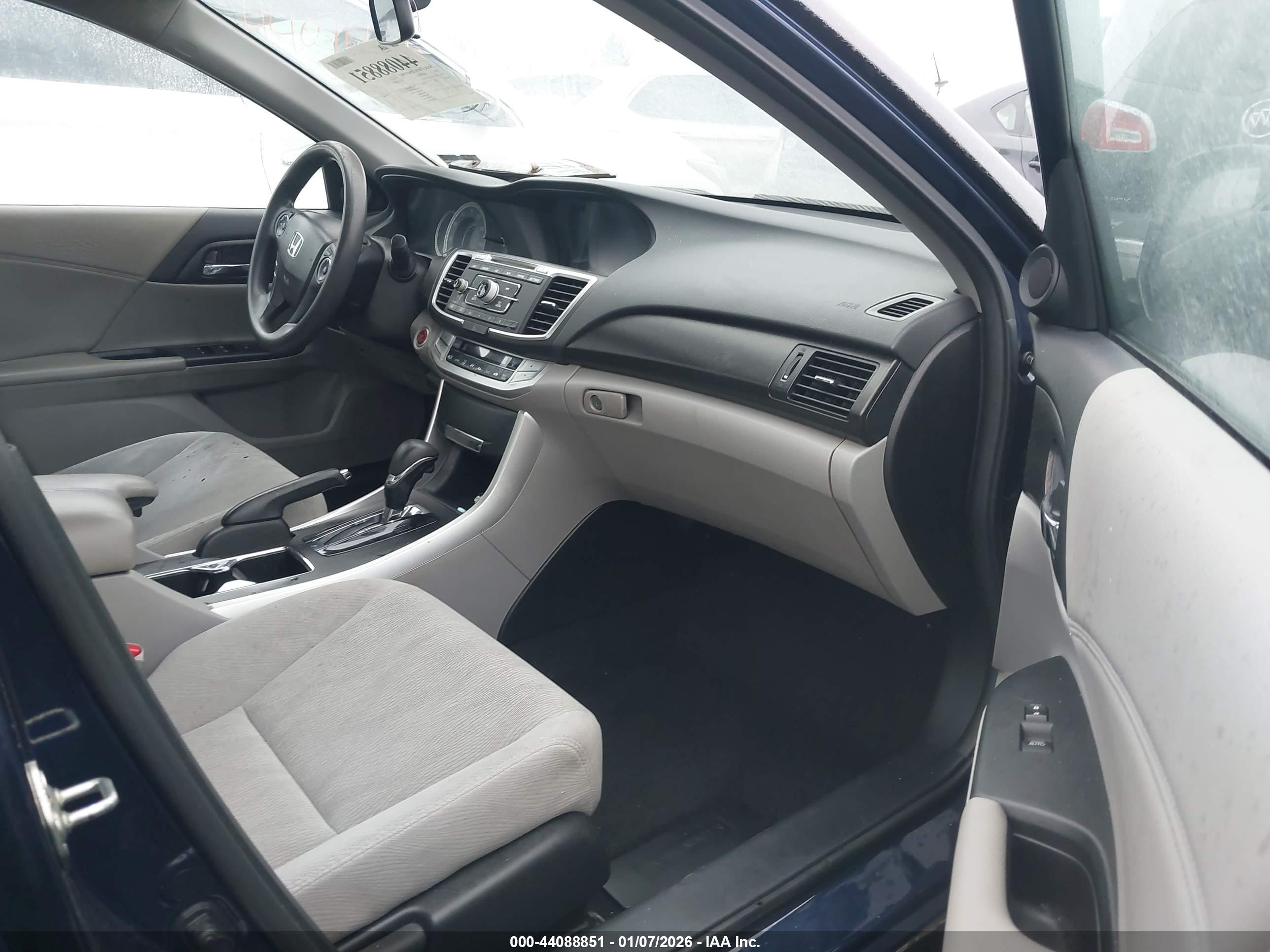 HONDA ACCORD image 5