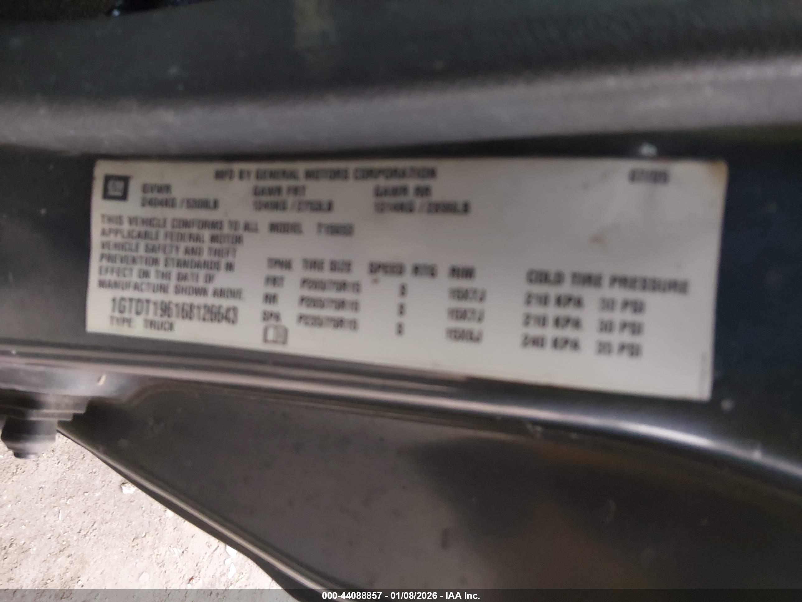 GMC CANYON image 9