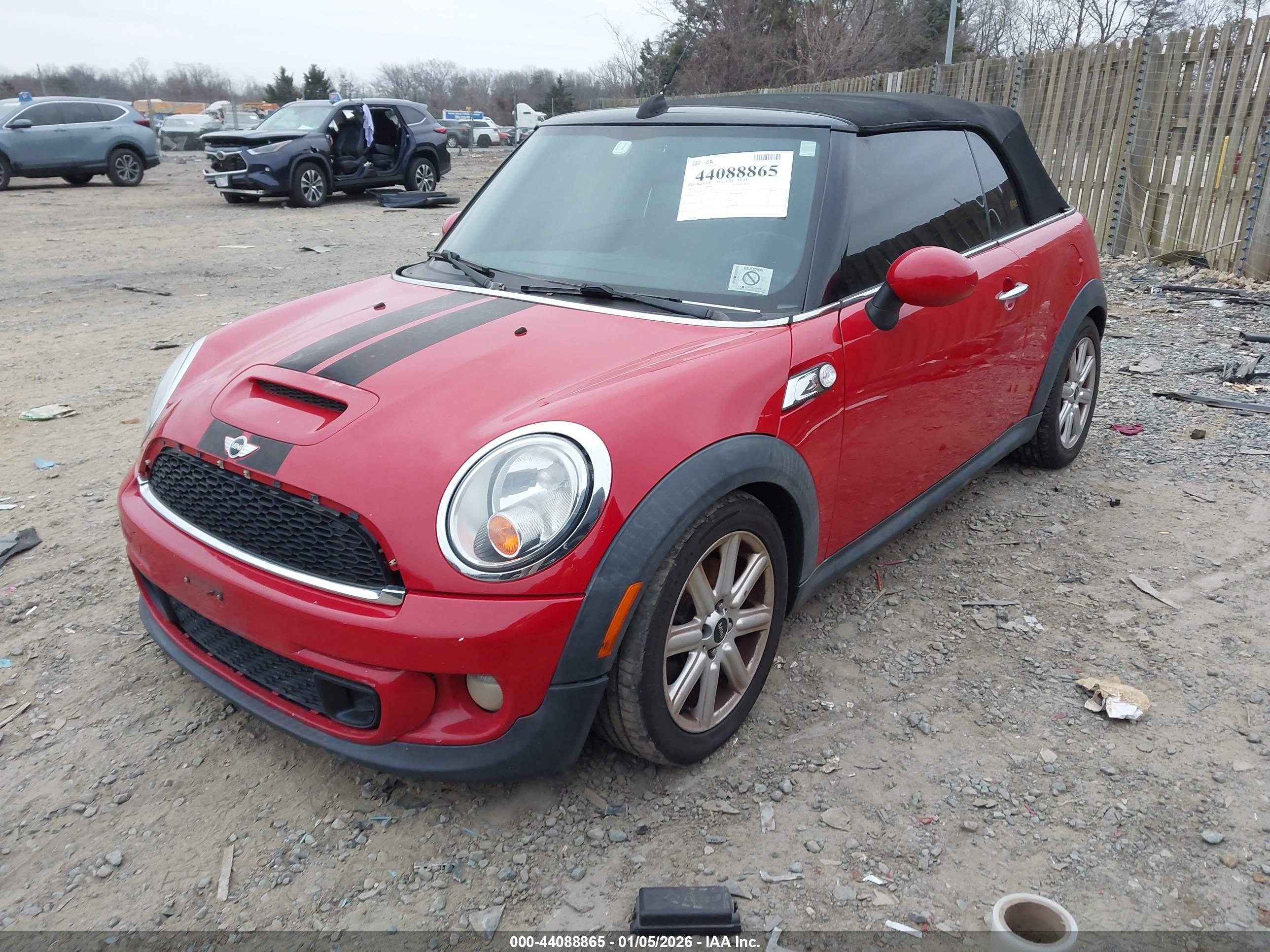 MINI COOPER image 2