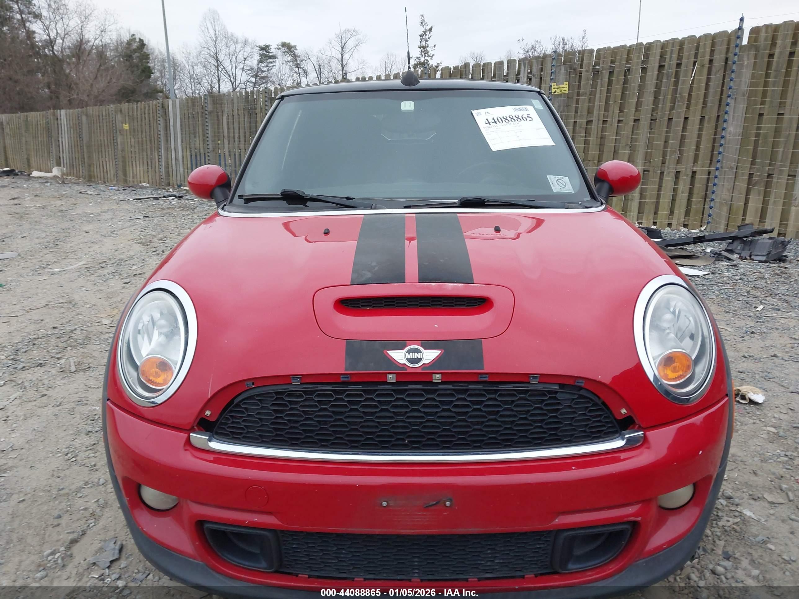 MINI COOPER image 6