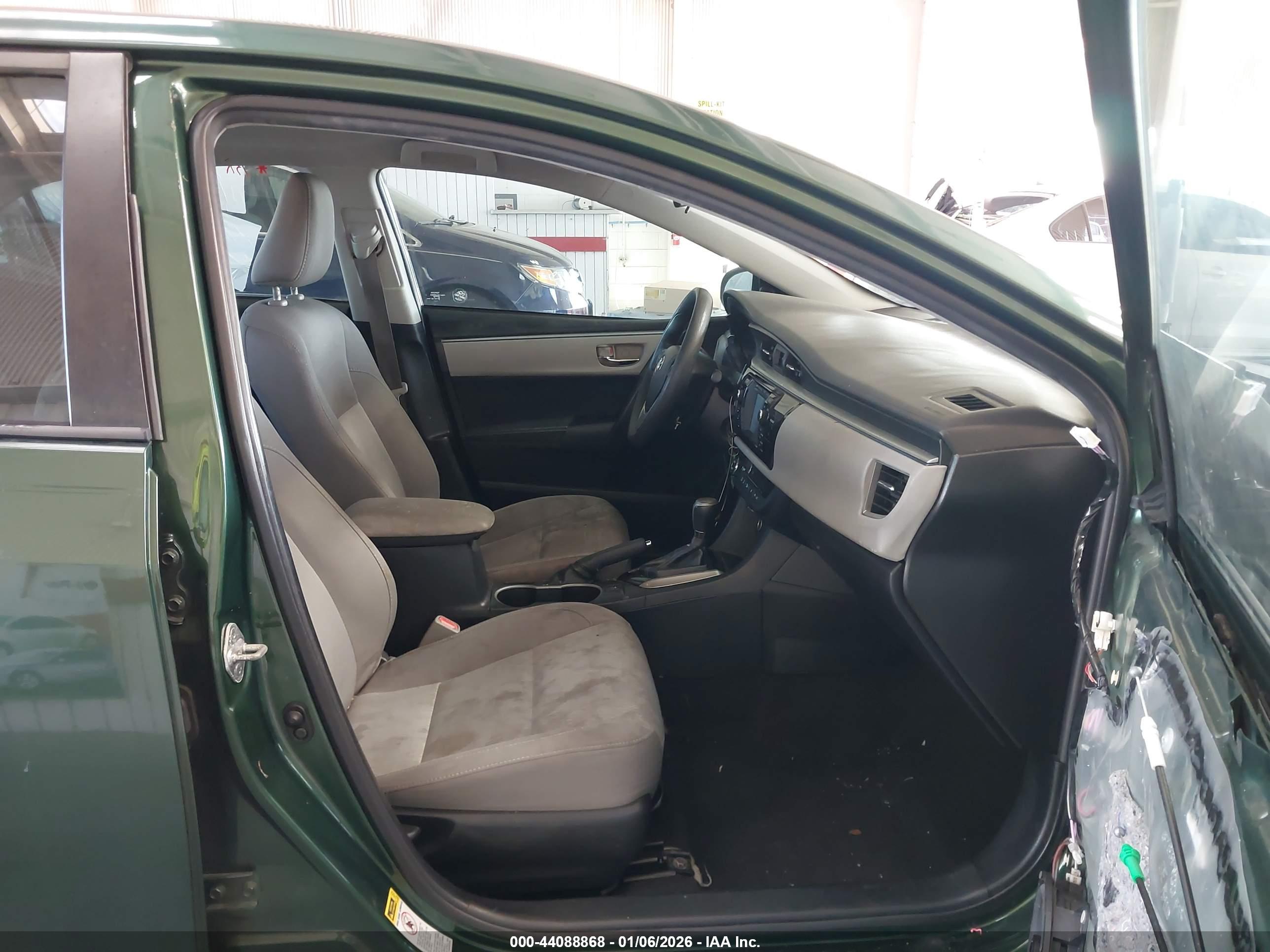 TOYOTA COROLLA image 5