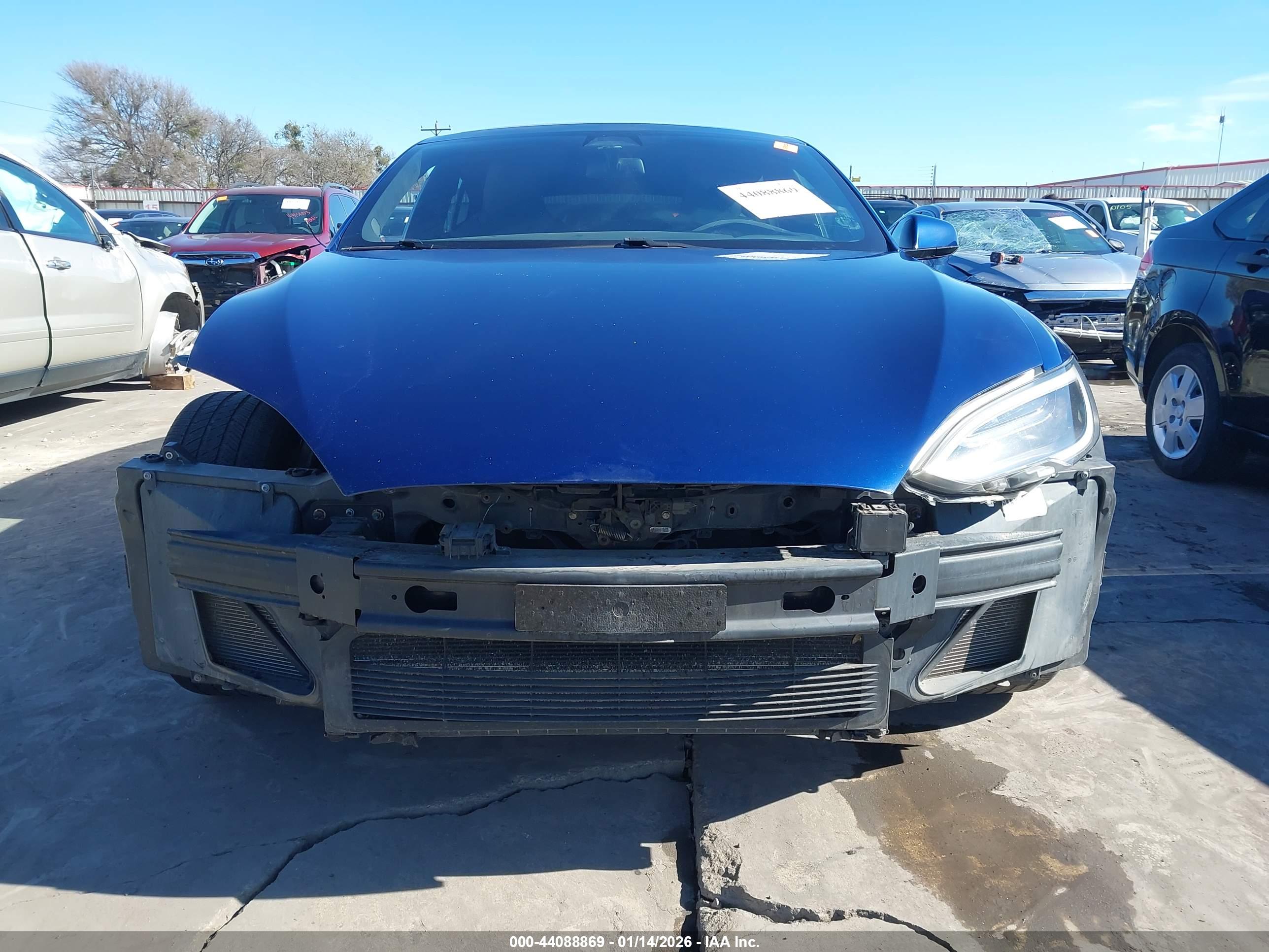 TESLA MODEL image 6