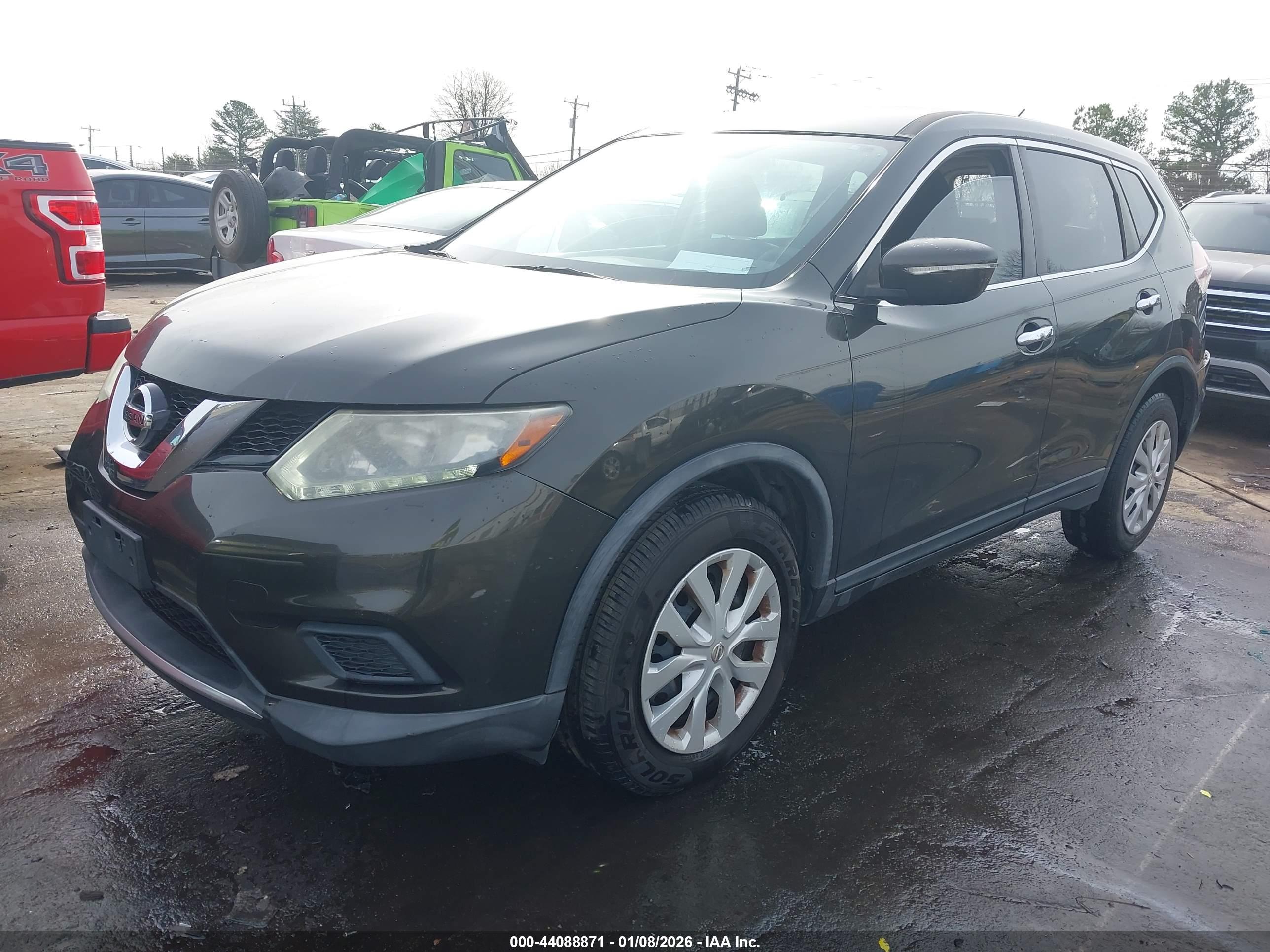 NISSAN ROGUE image 2