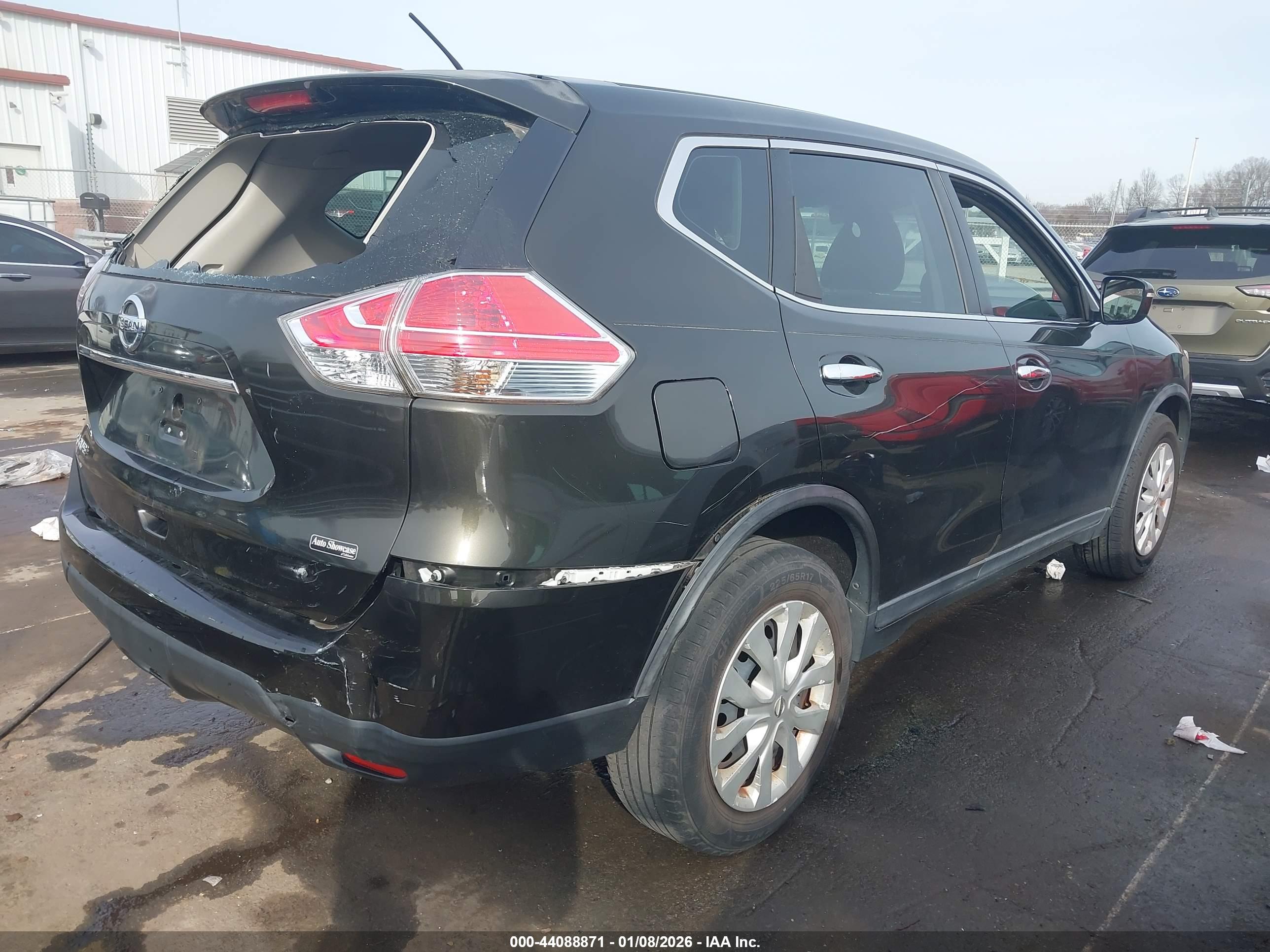 NISSAN ROGUE image 4