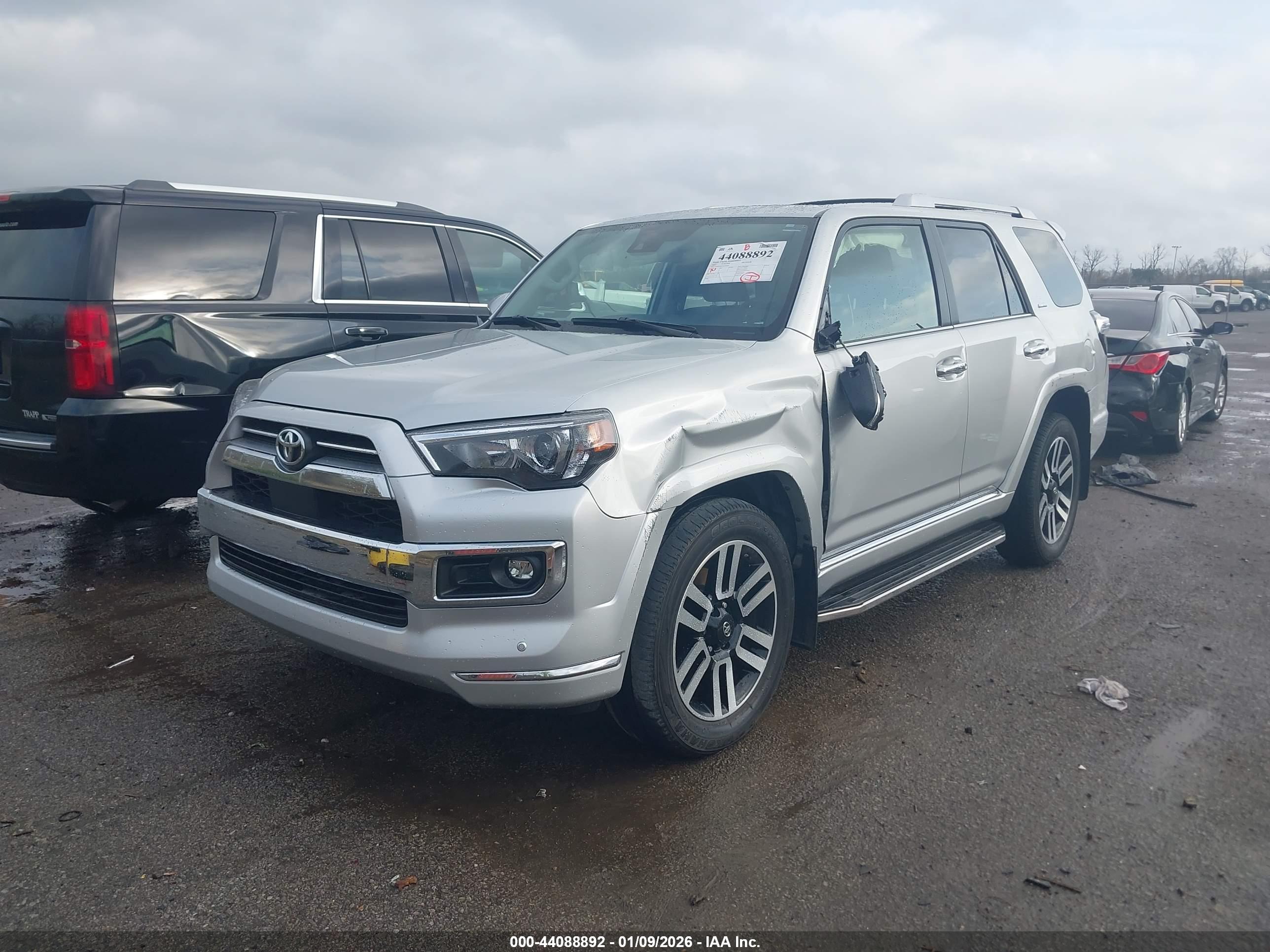 TOYOTA 4RUNNER image 2