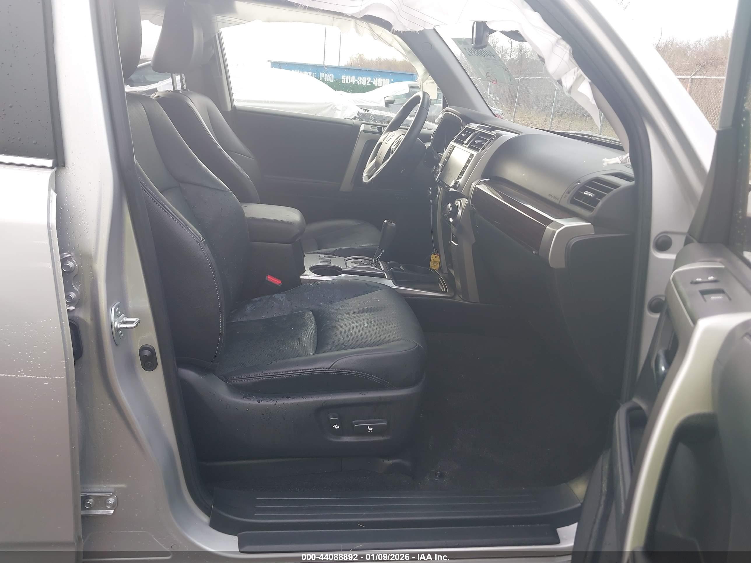 TOYOTA 4RUNNER image 5