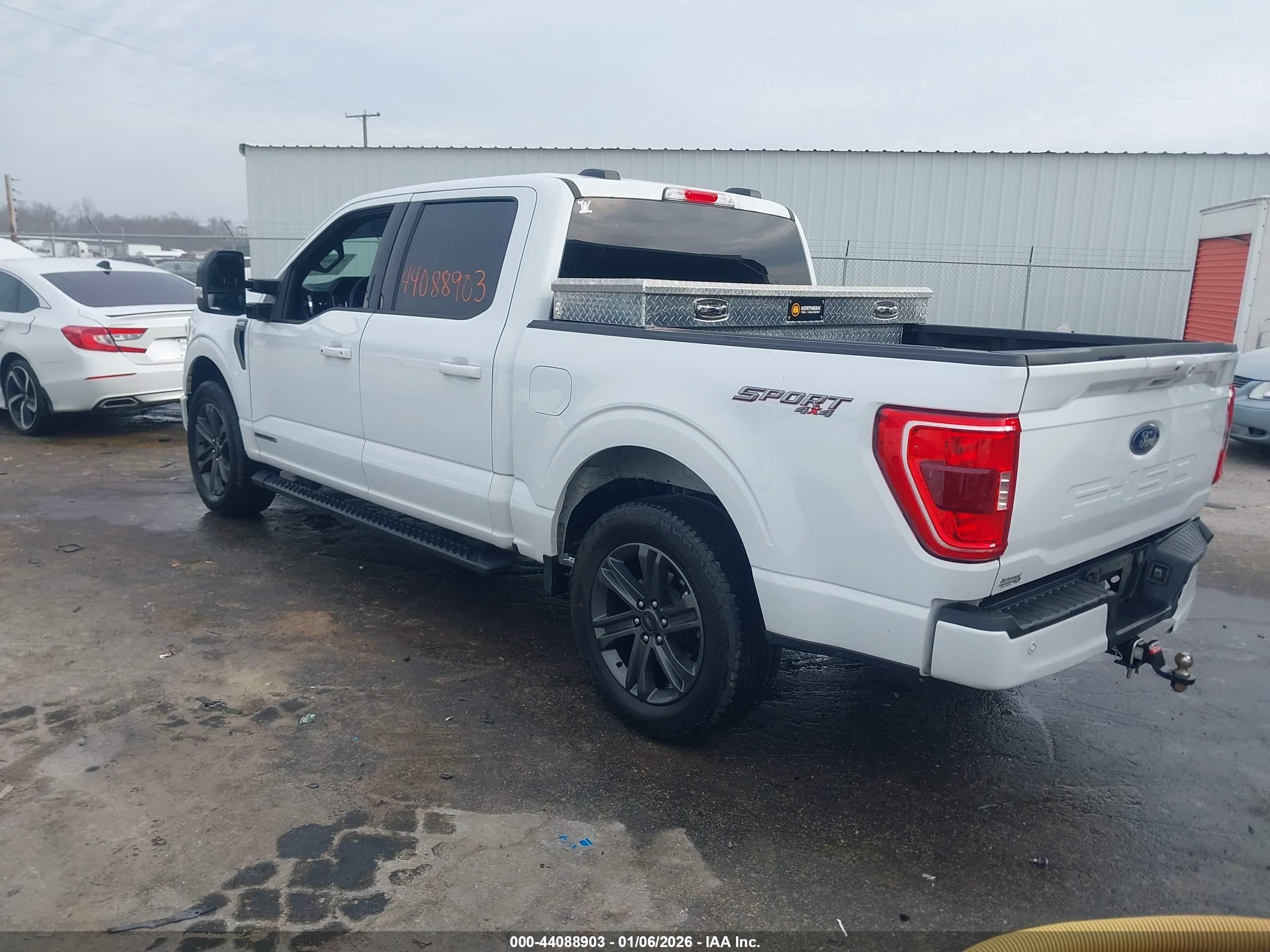 FORD F-150 image 3