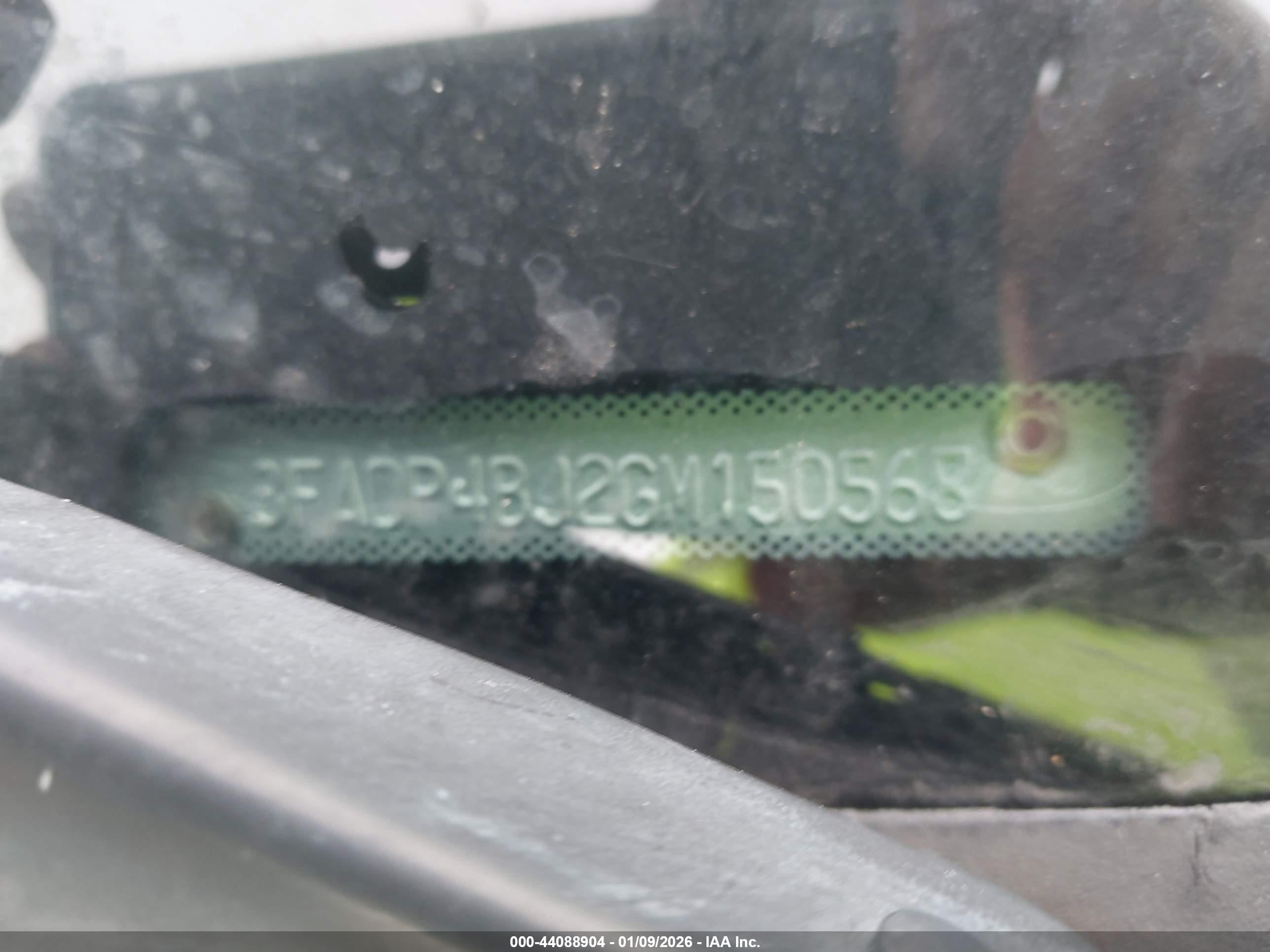 FORD FIESTA image 9