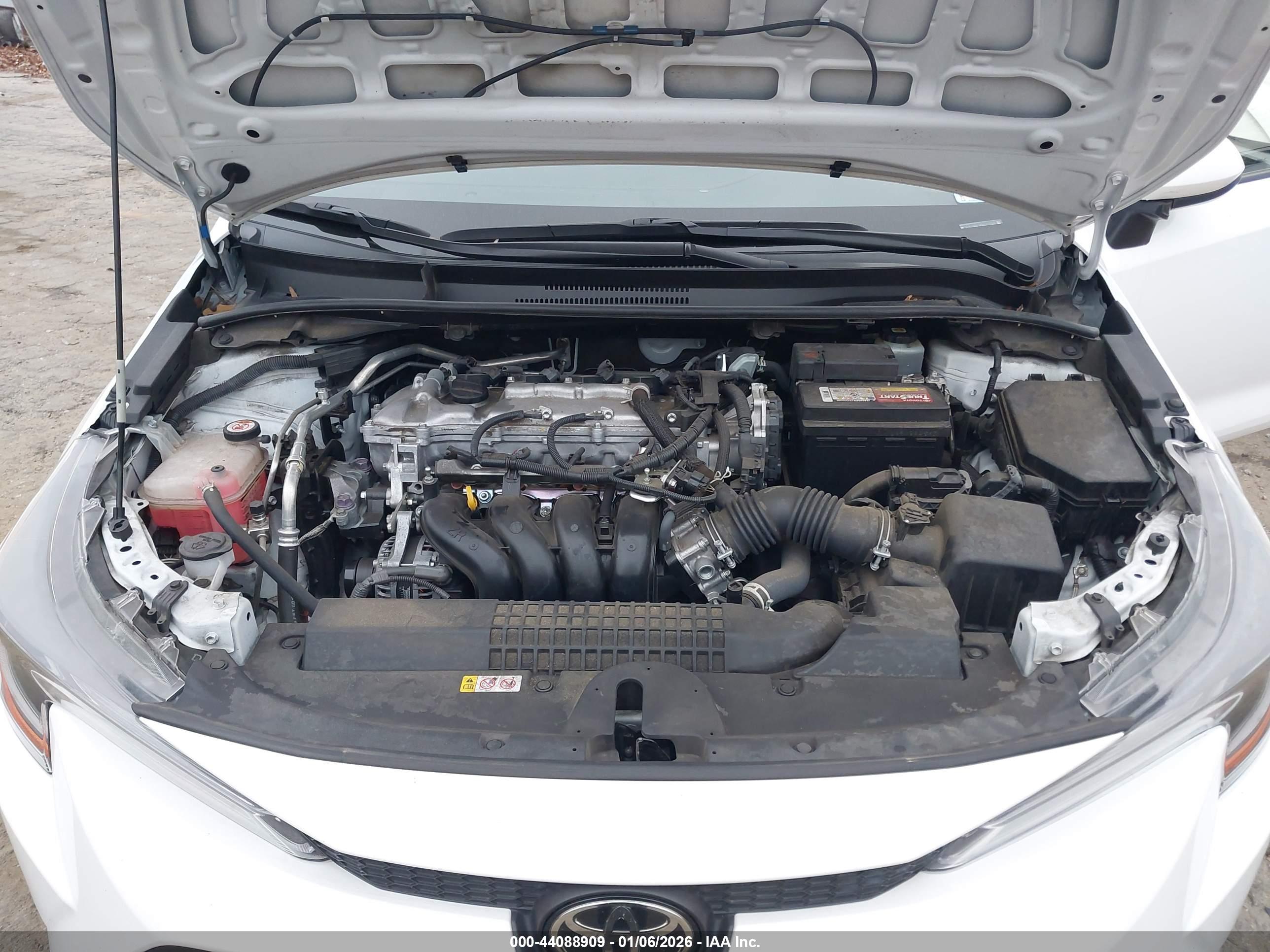TOYOTA COROLLA image 10