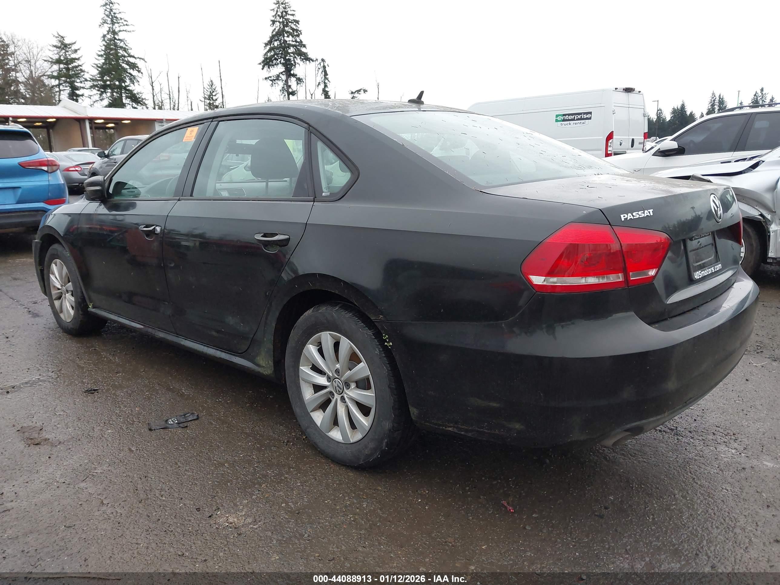 VOLKSWAGEN PASSAT image 3