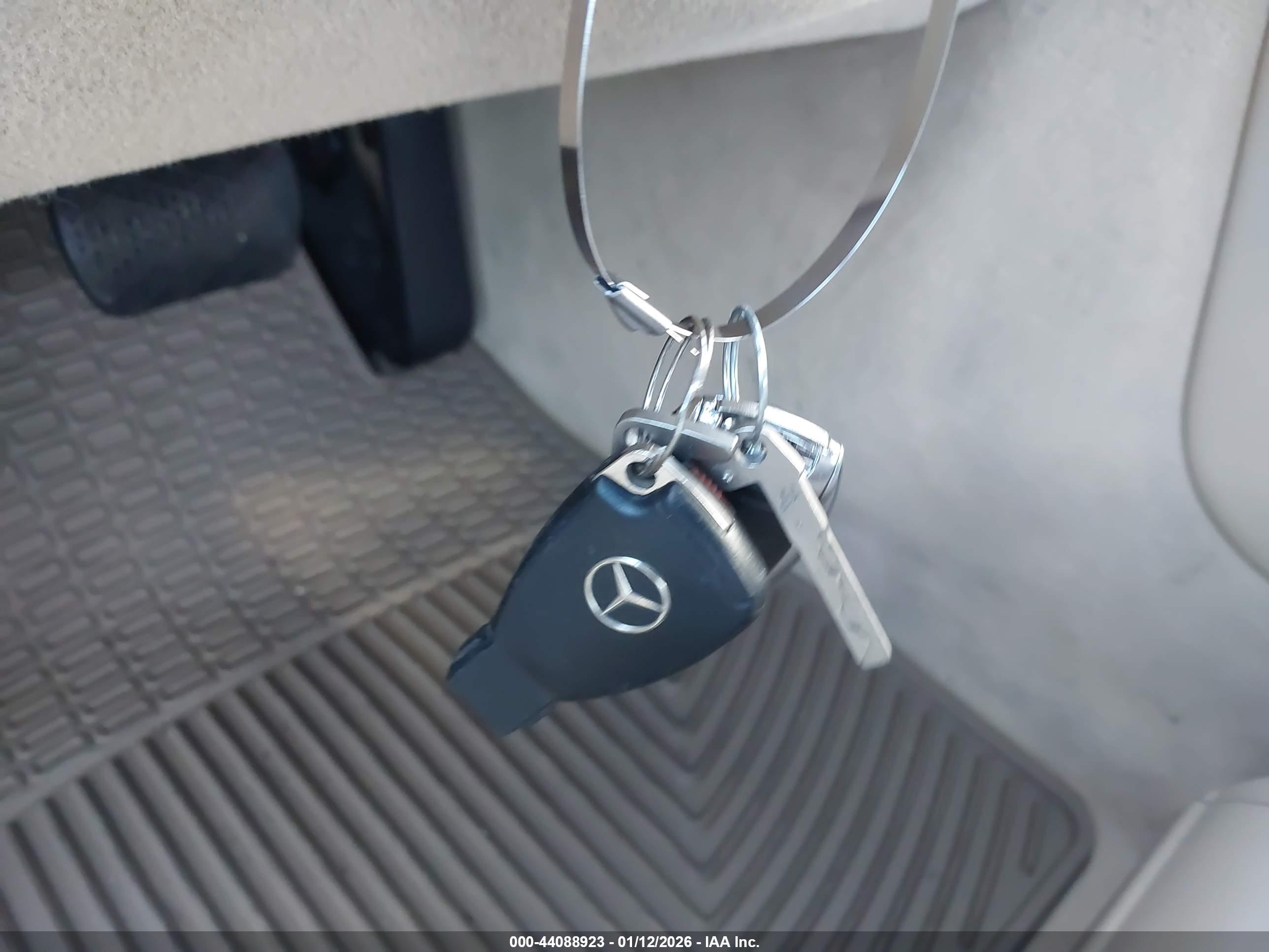 MERCEDES-BENZ CL image 10