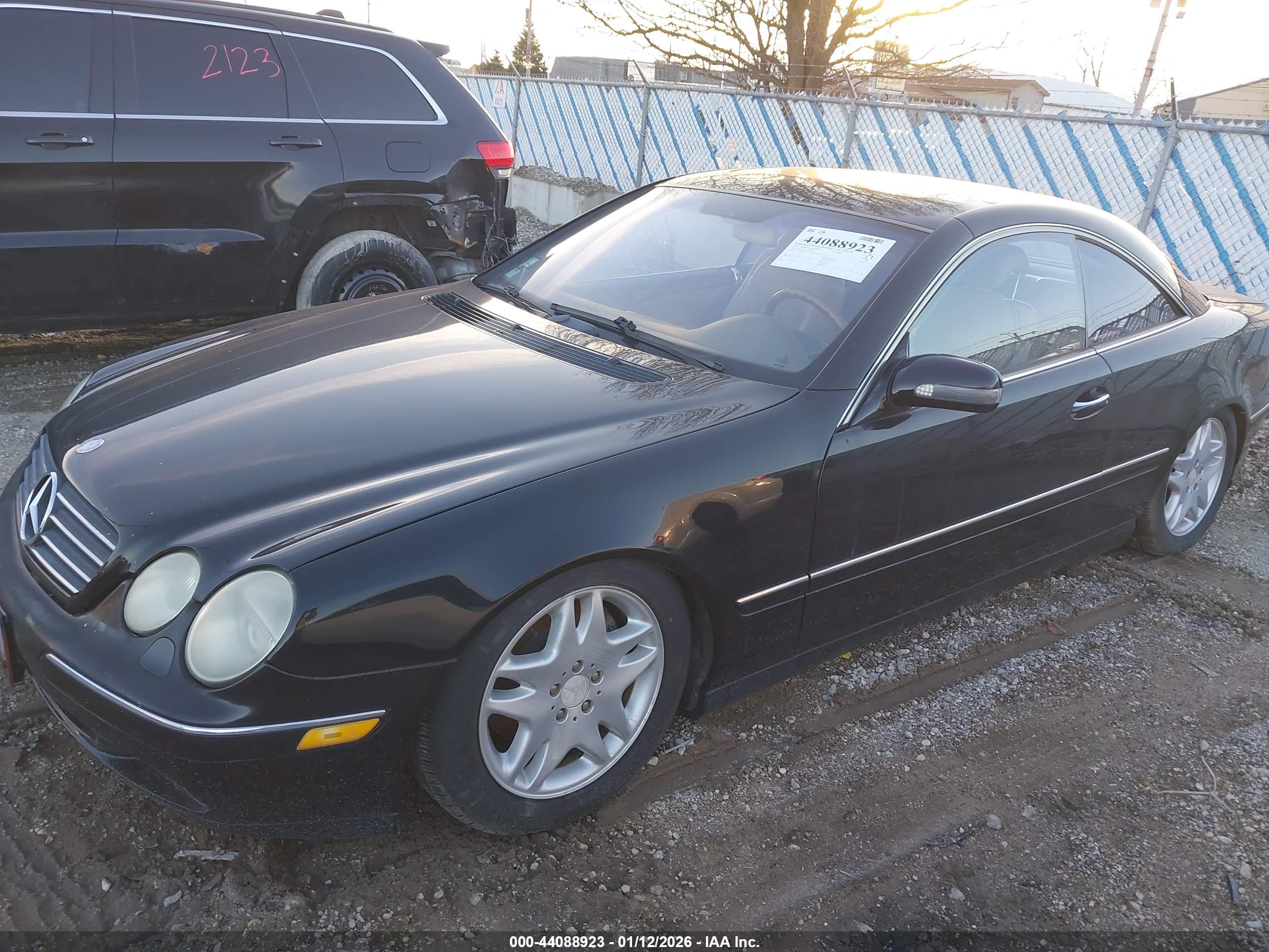 MERCEDES-BENZ CL image 2