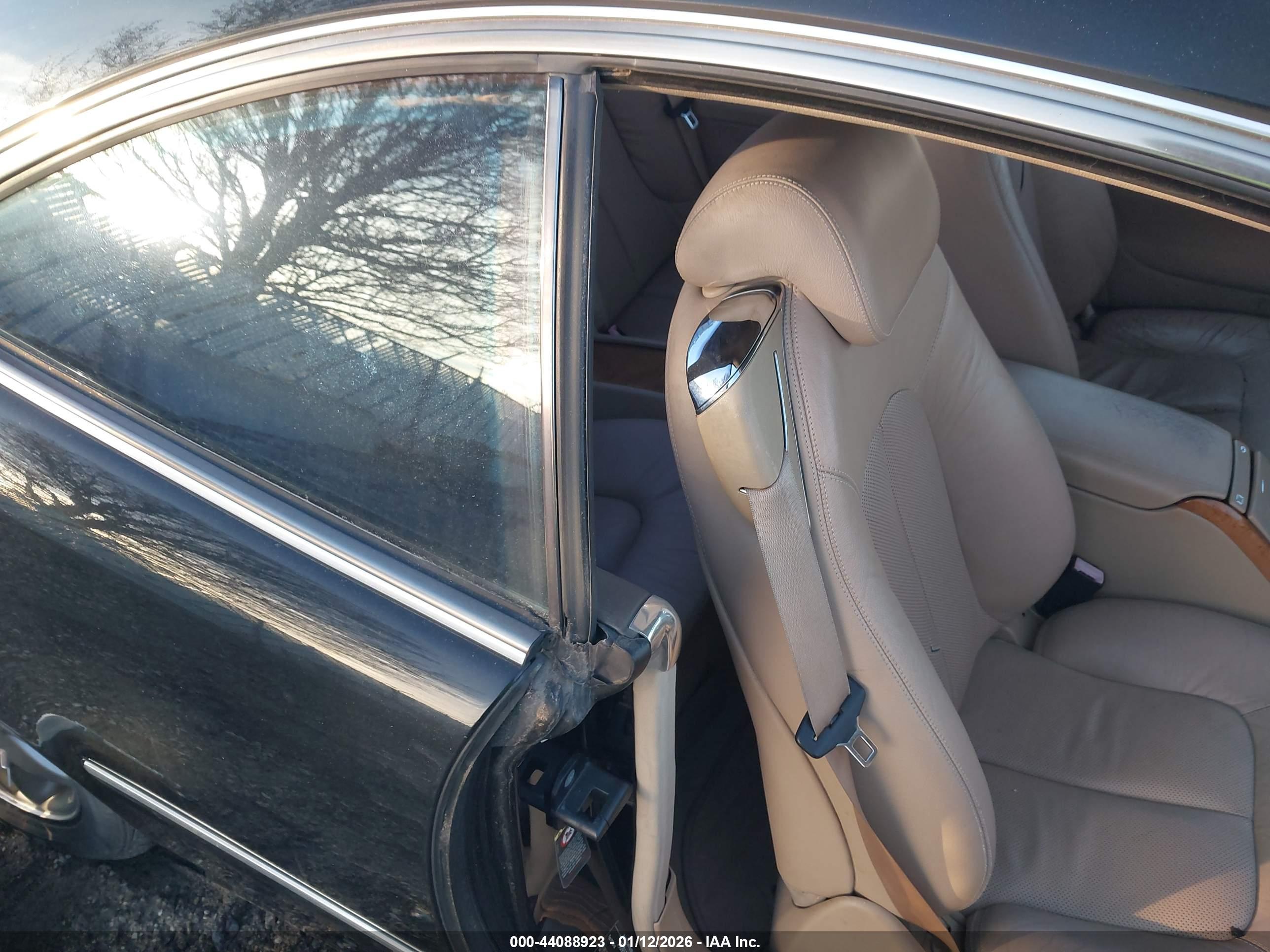 MERCEDES-BENZ CL image 8