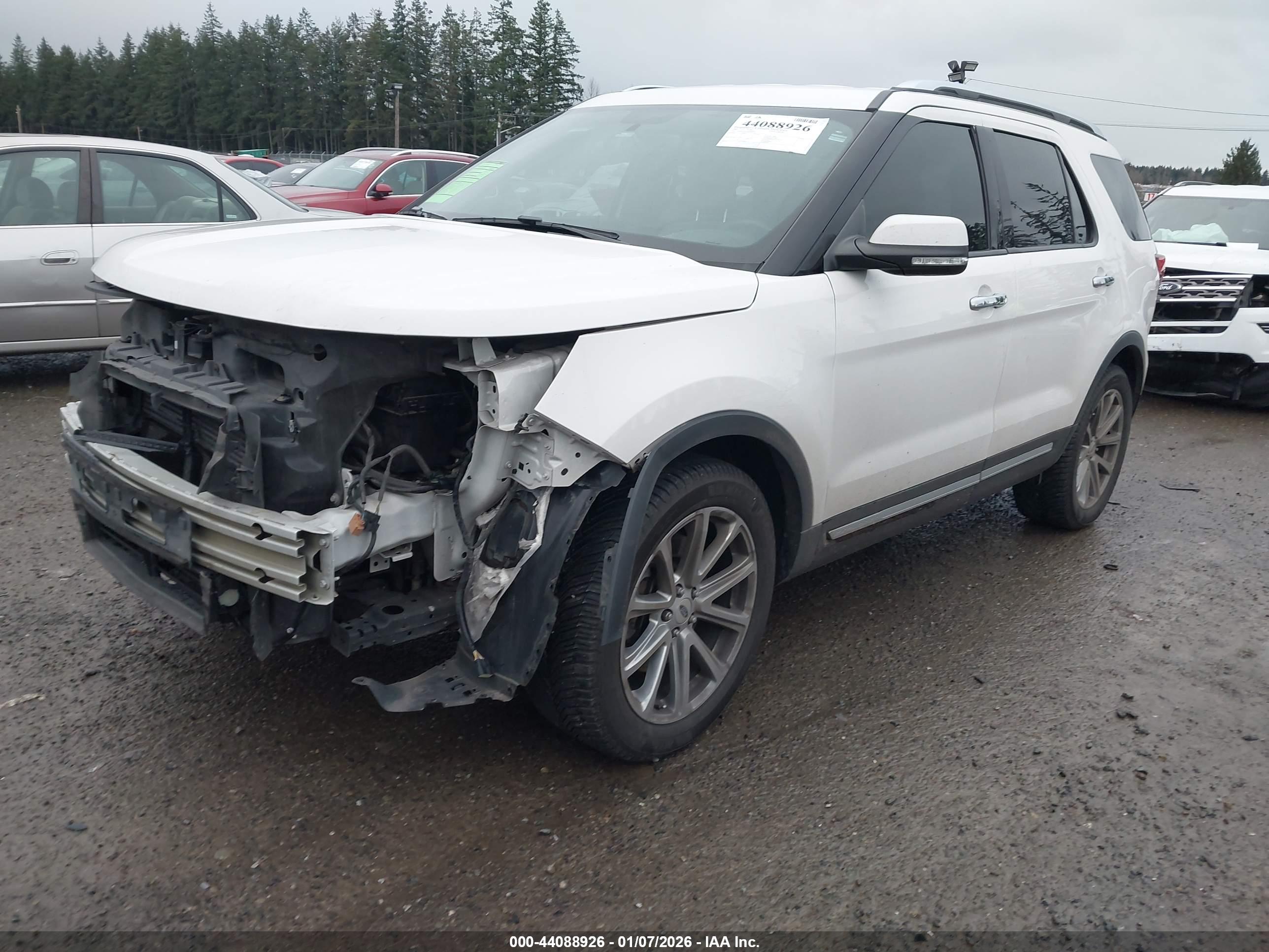 FORD EXPLORER image 2
