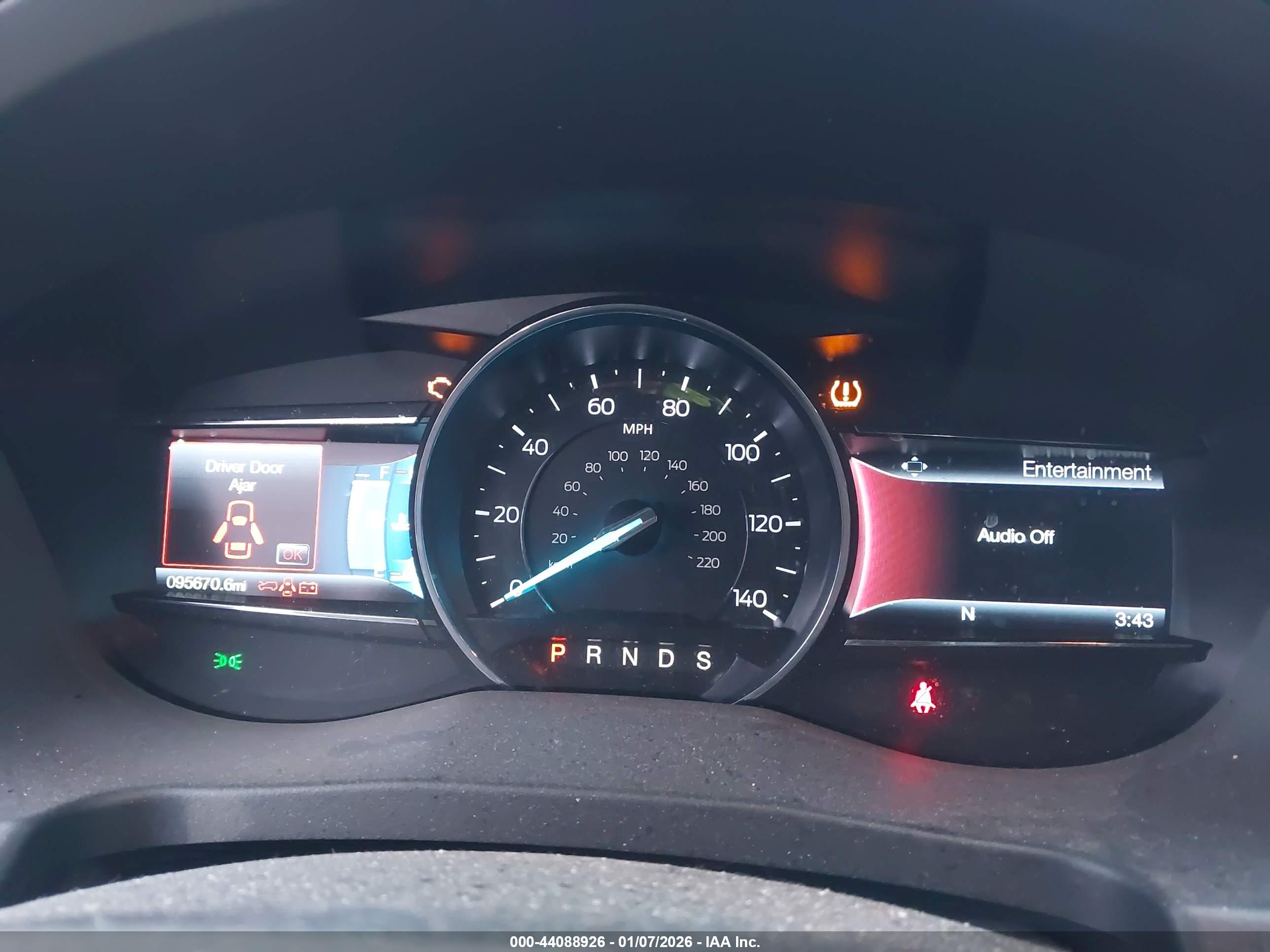 FORD EXPLORER image 7