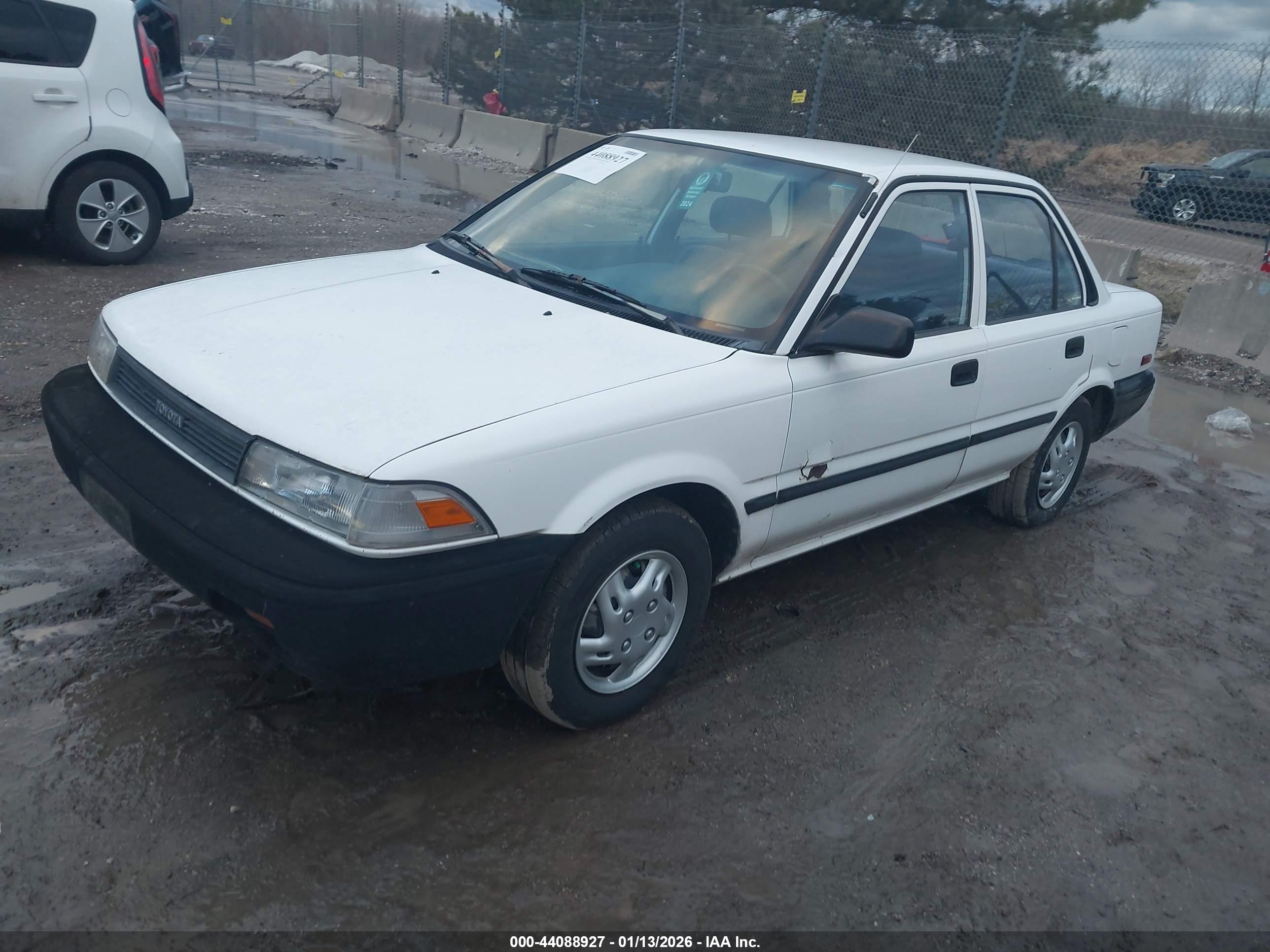 TOYOTA COROLLA image 2