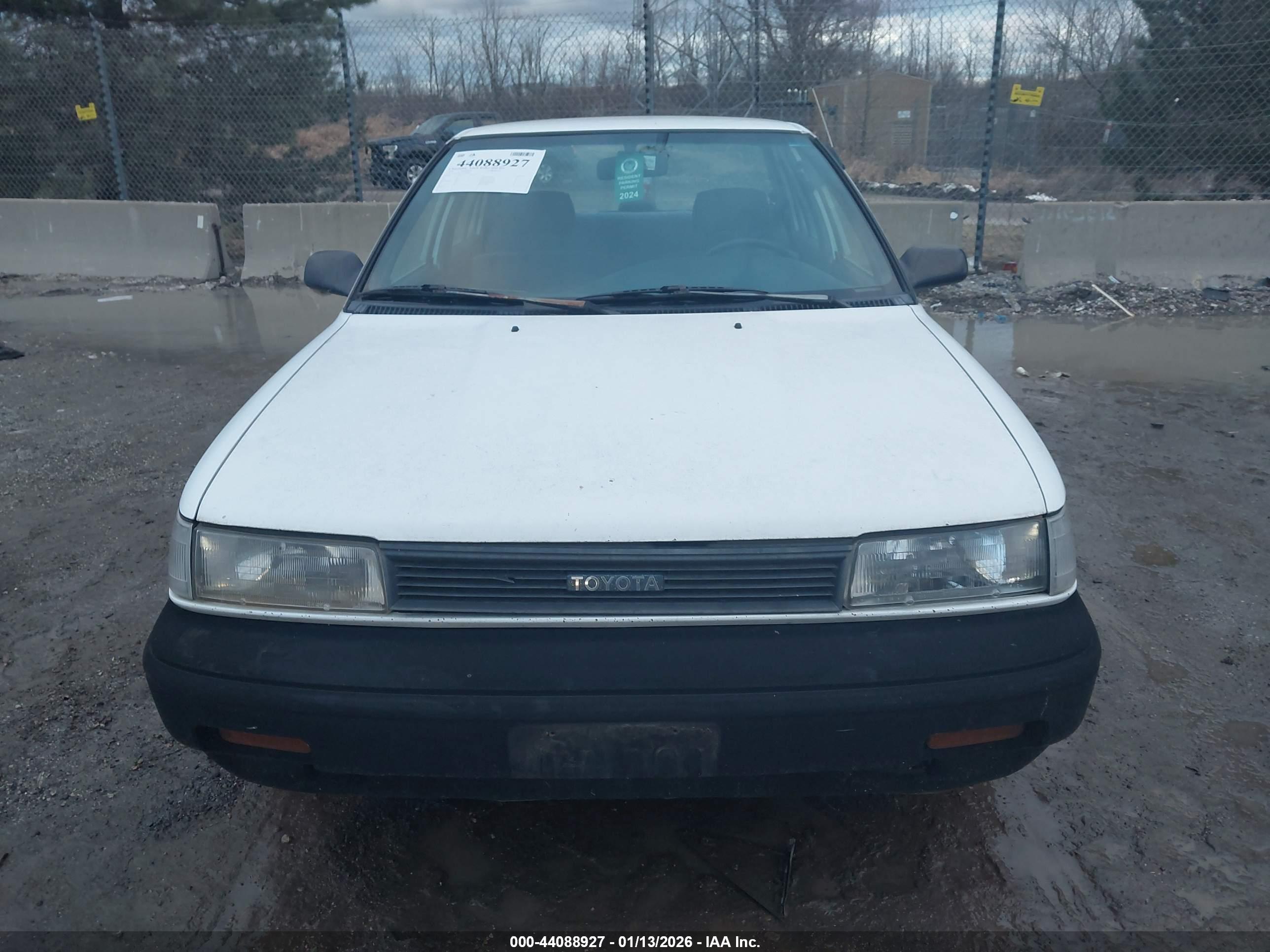 TOYOTA COROLLA image 6
