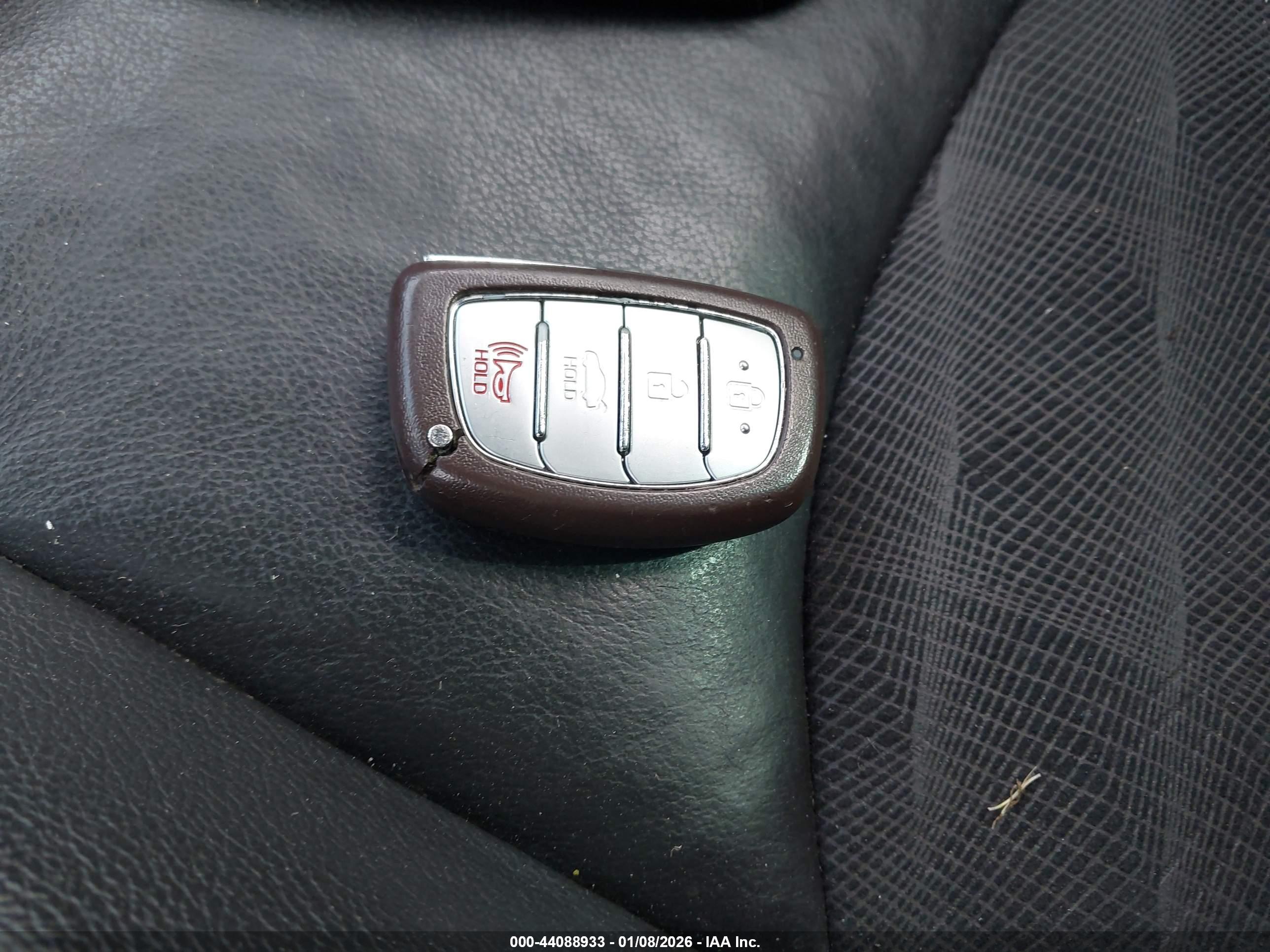 HYUNDAI SONATA image 11