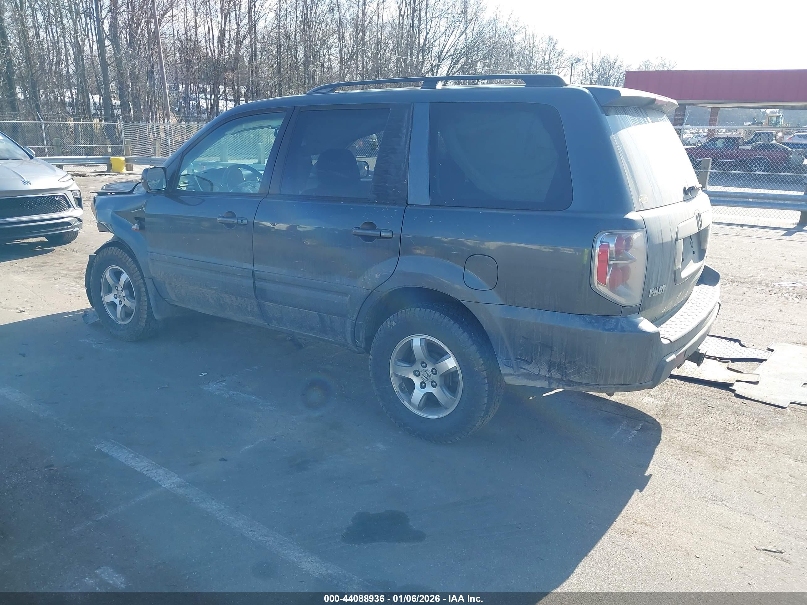 HONDA PILOT image 3