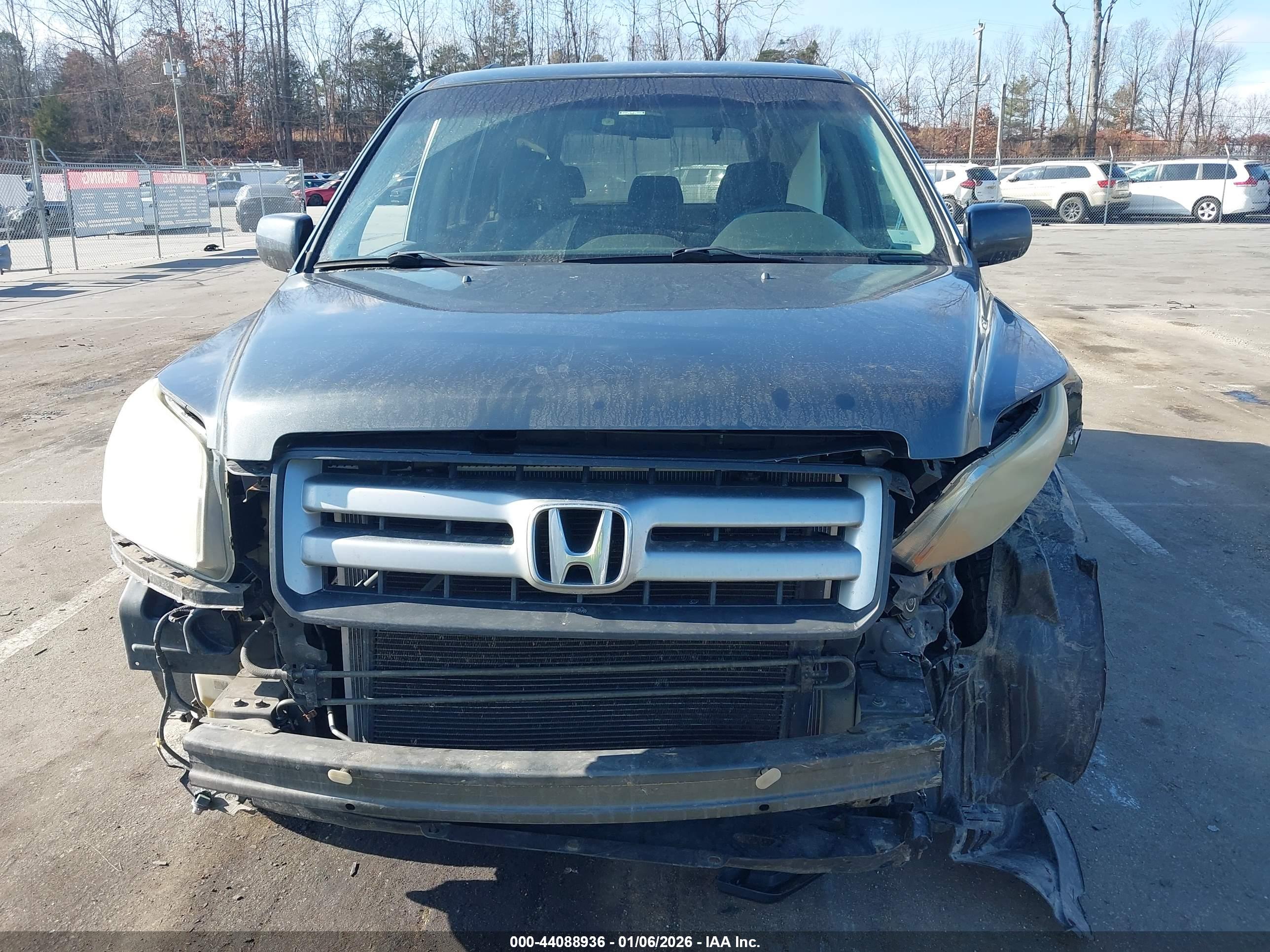 HONDA PILOT image 6