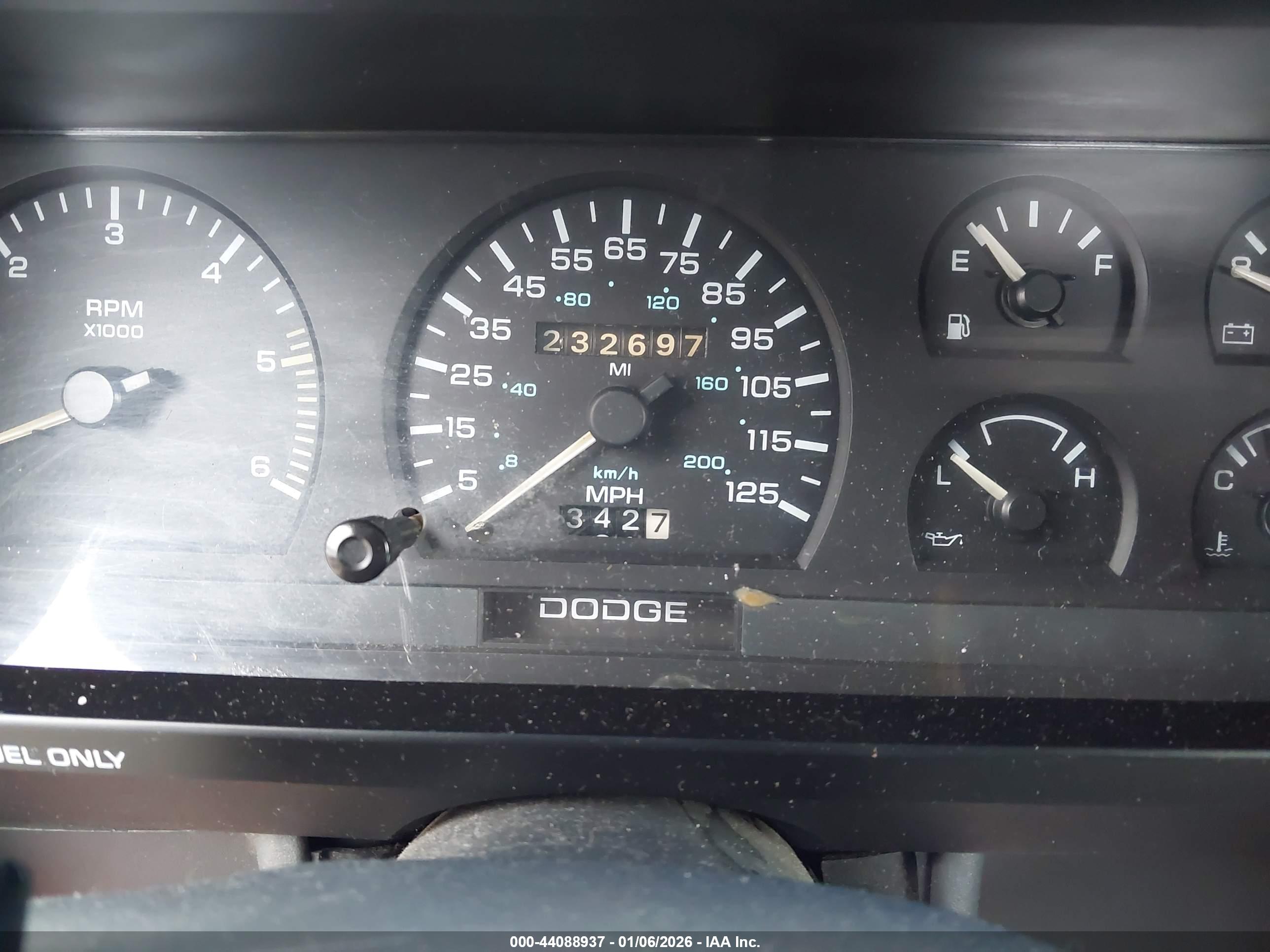 DODGE DAKOTA image 7