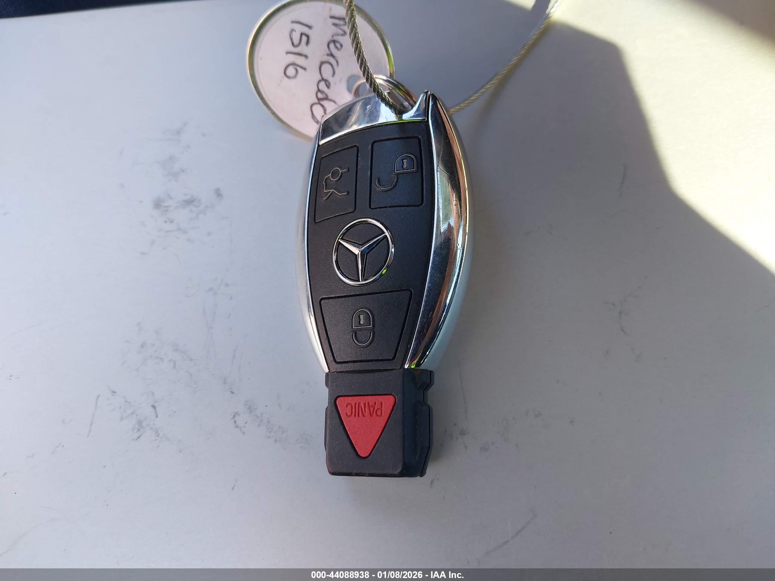 MERCEDES-BENZ C image 11